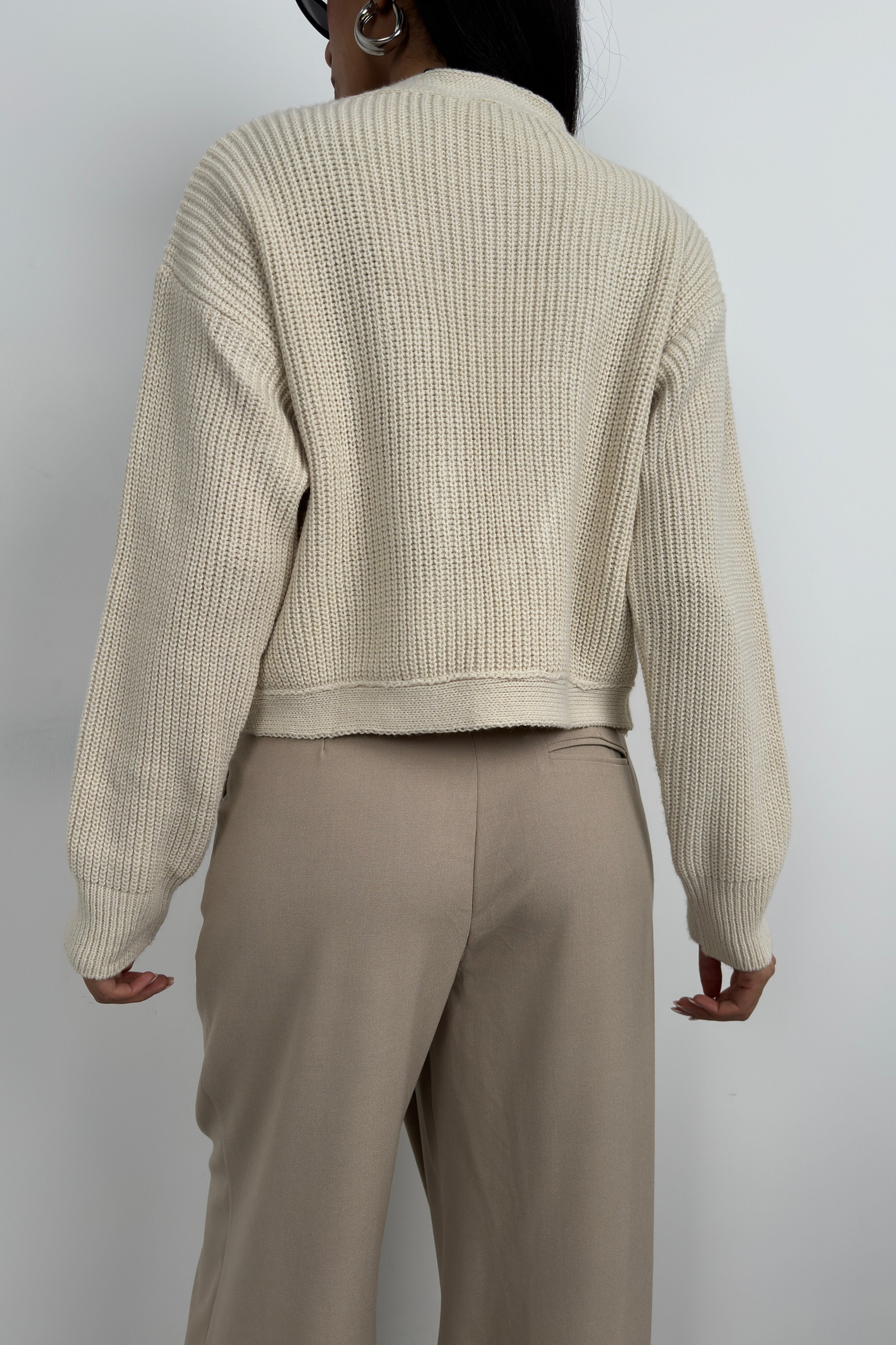 Piped Crop Beige Knit Cardigan
