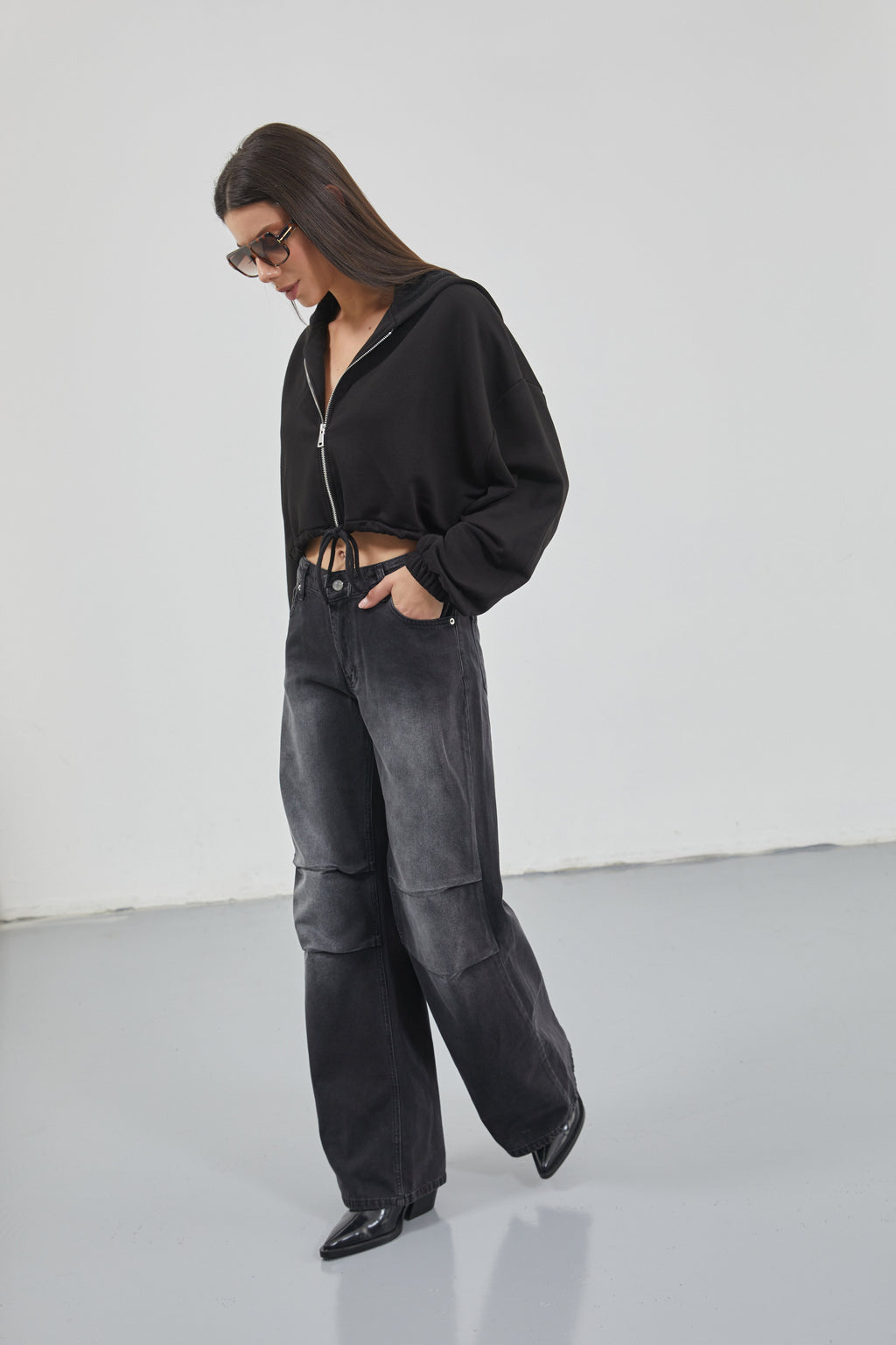 Low Waist Knee Fold Detail Black Jeans