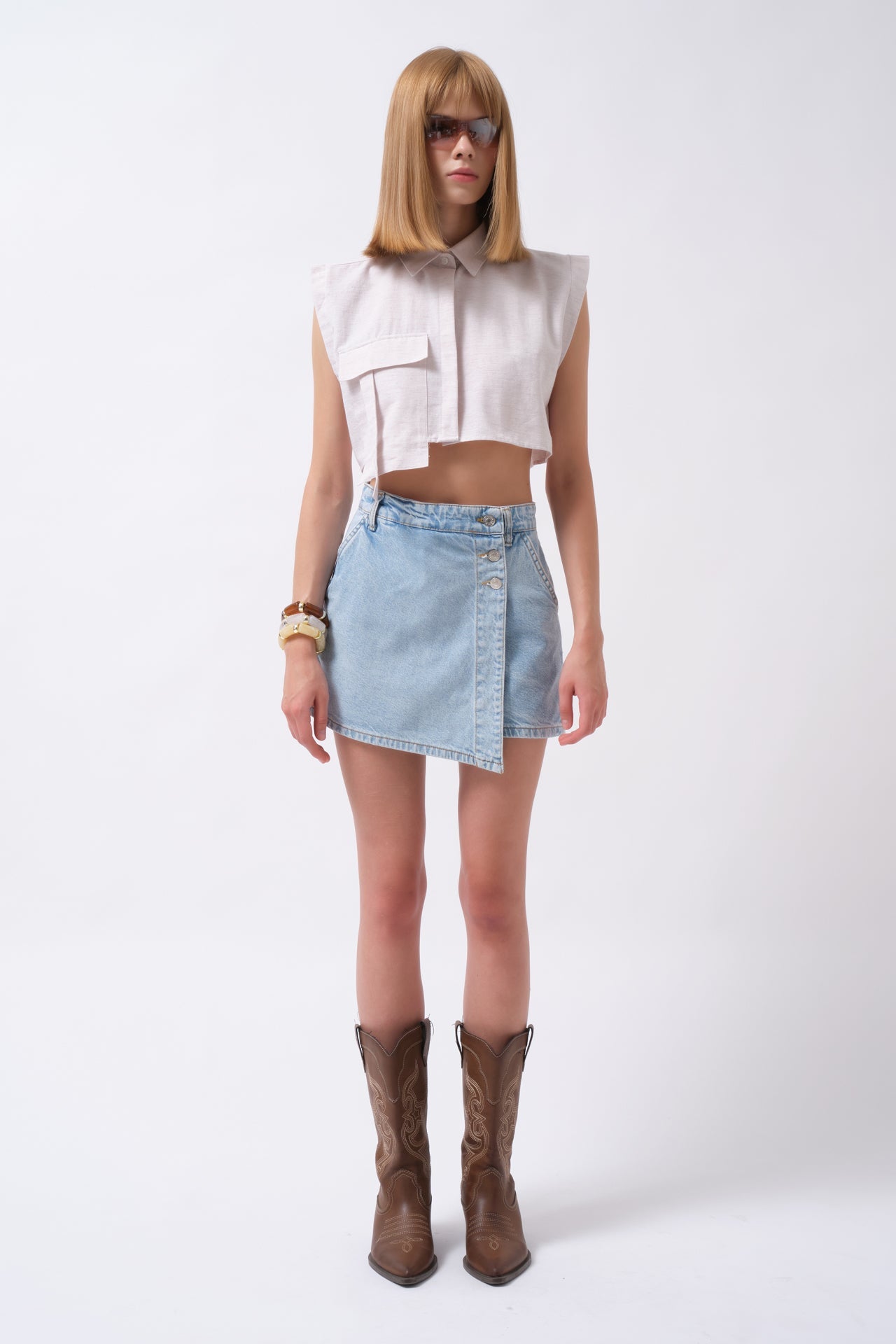 Pocket Detail Sleeveless Linen Gray Shirt
