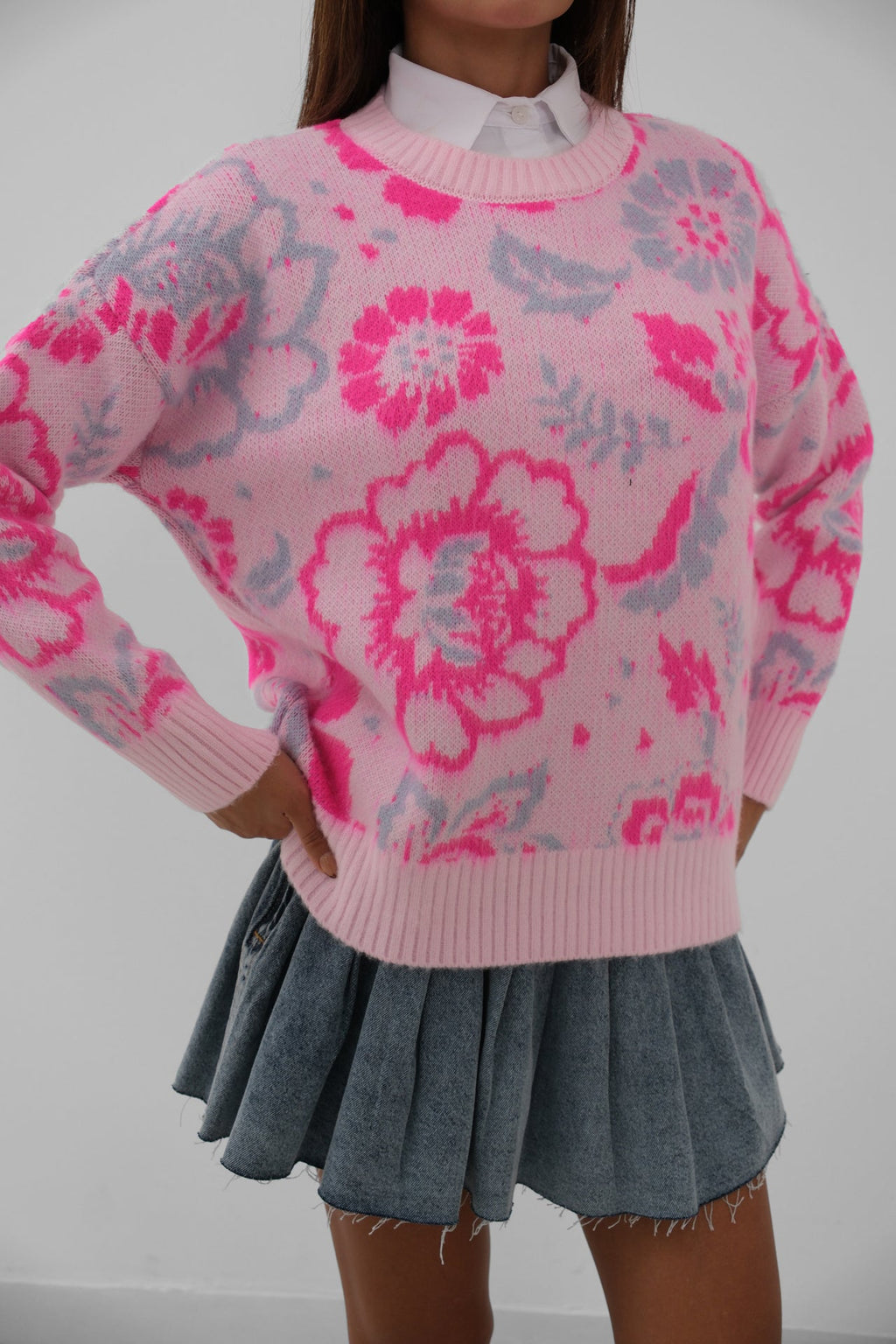 Floral Pattern Brushed Pink Sweater