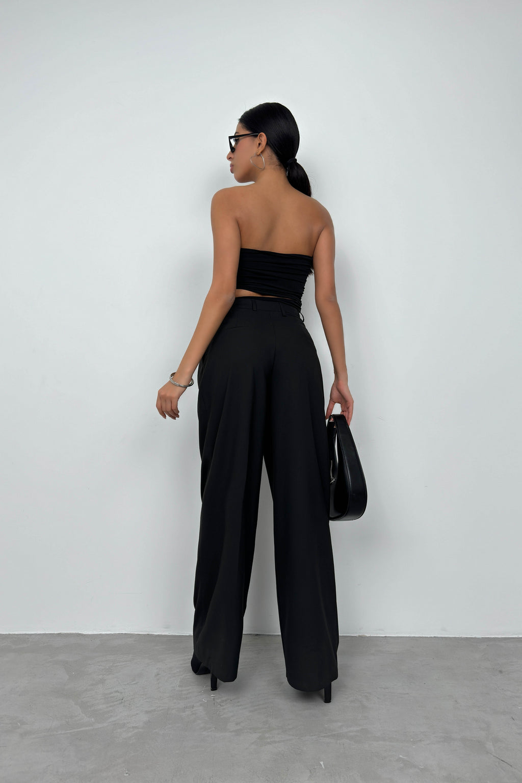 Double-Pleated Wide-Leg Black Pants
