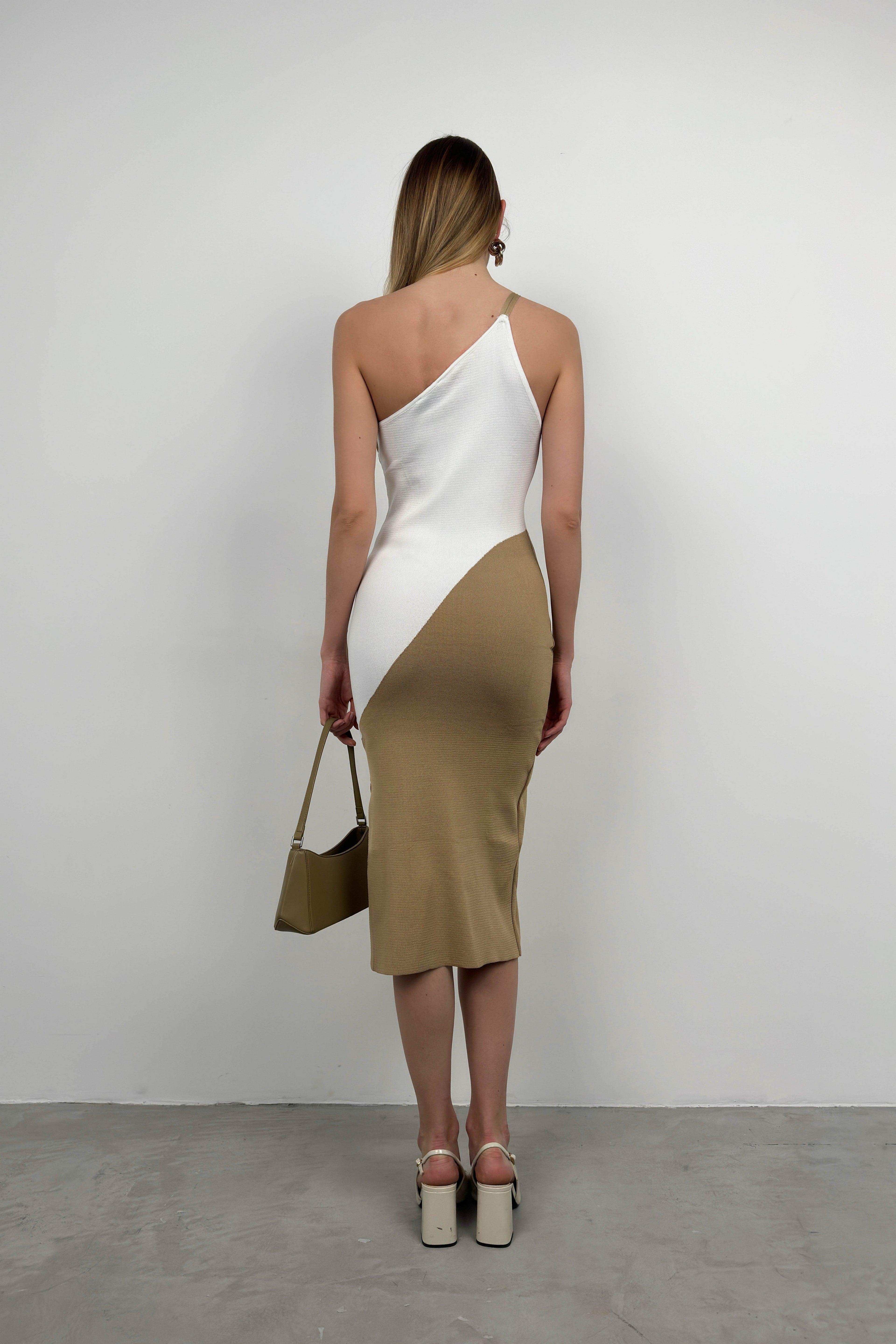 Two-Tone One-Shoulder White Beige Knit Dress