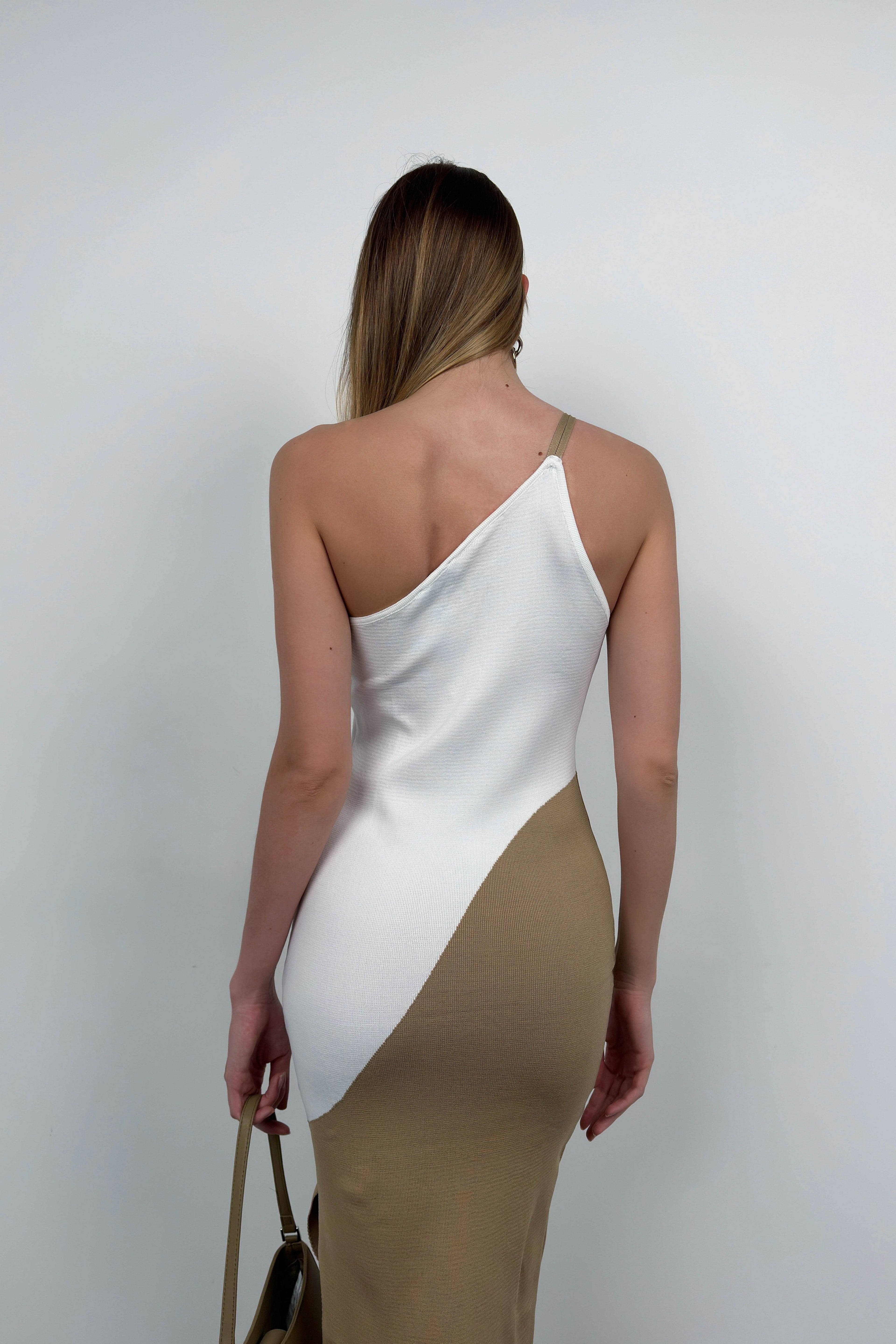 Two-Tone One-Shoulder White Beige Knit Dress