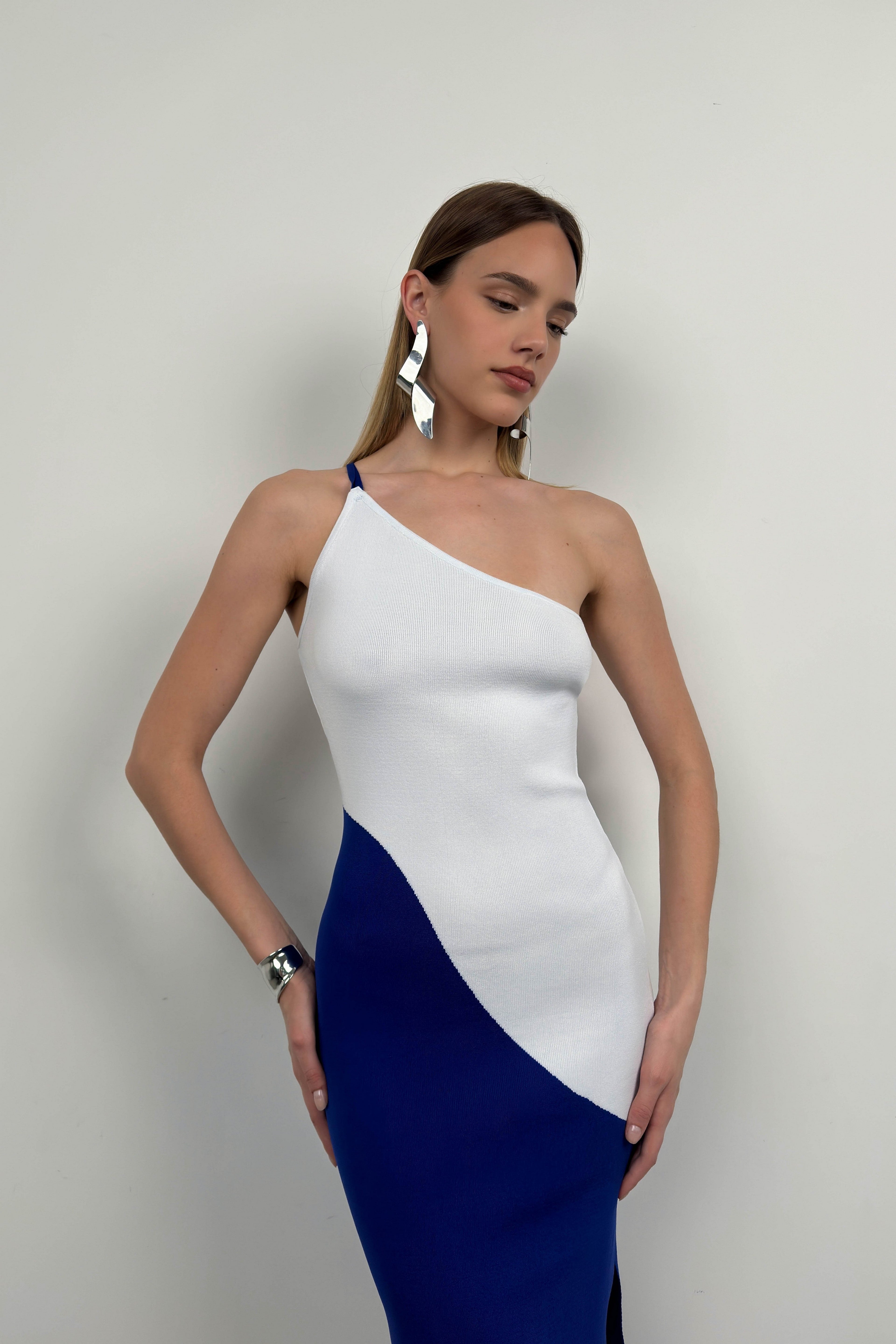 Two-Tone One-Shoulder White Blue Knit Dress