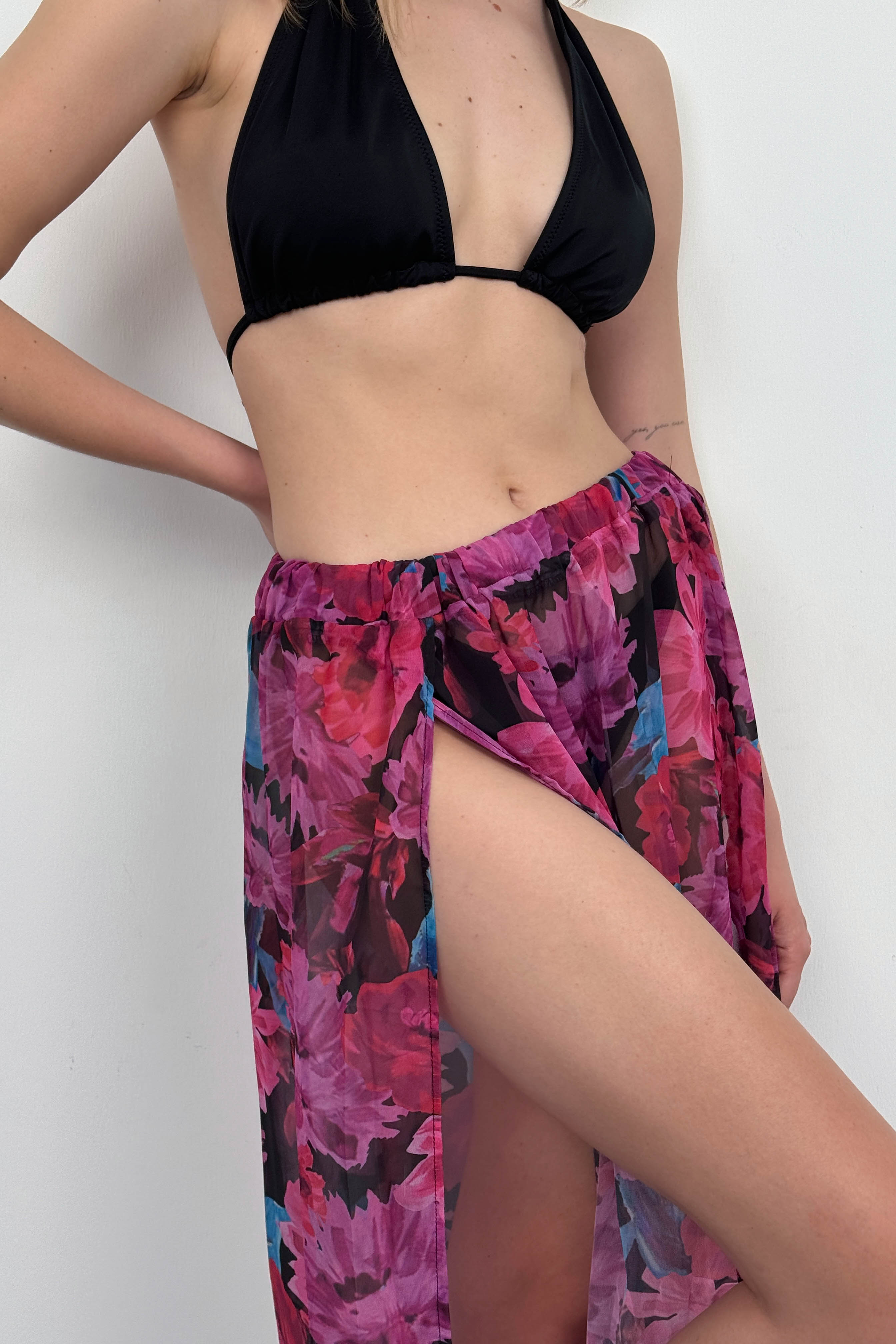 Double Slit Patterned Fuchsia Pareo