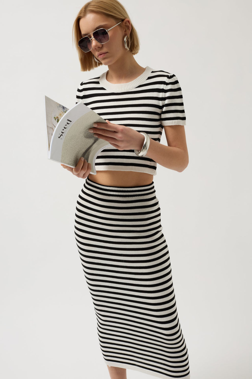 Striped Textured Midi White-Black Skirt