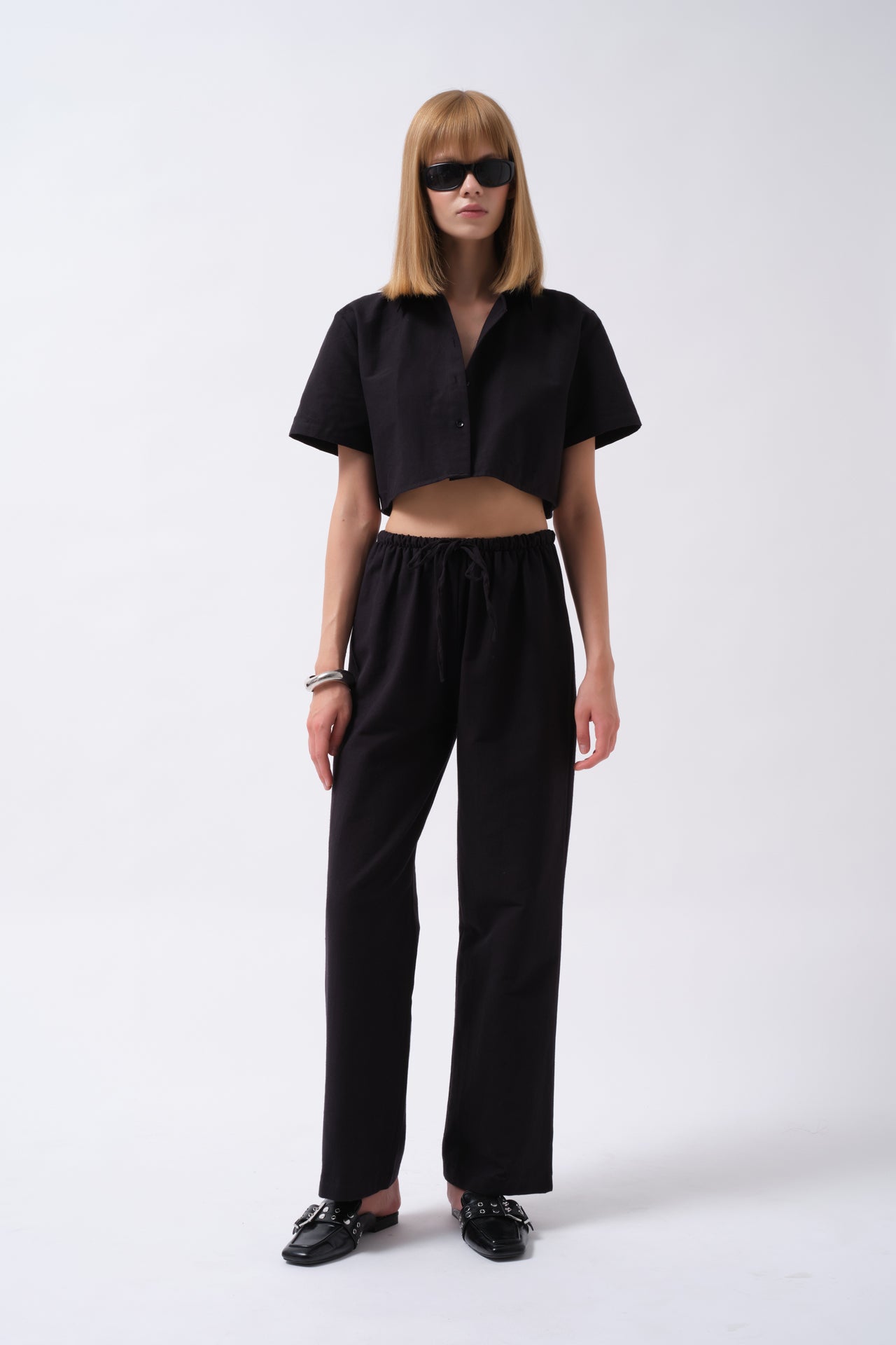 Crop Linen Black Shirt