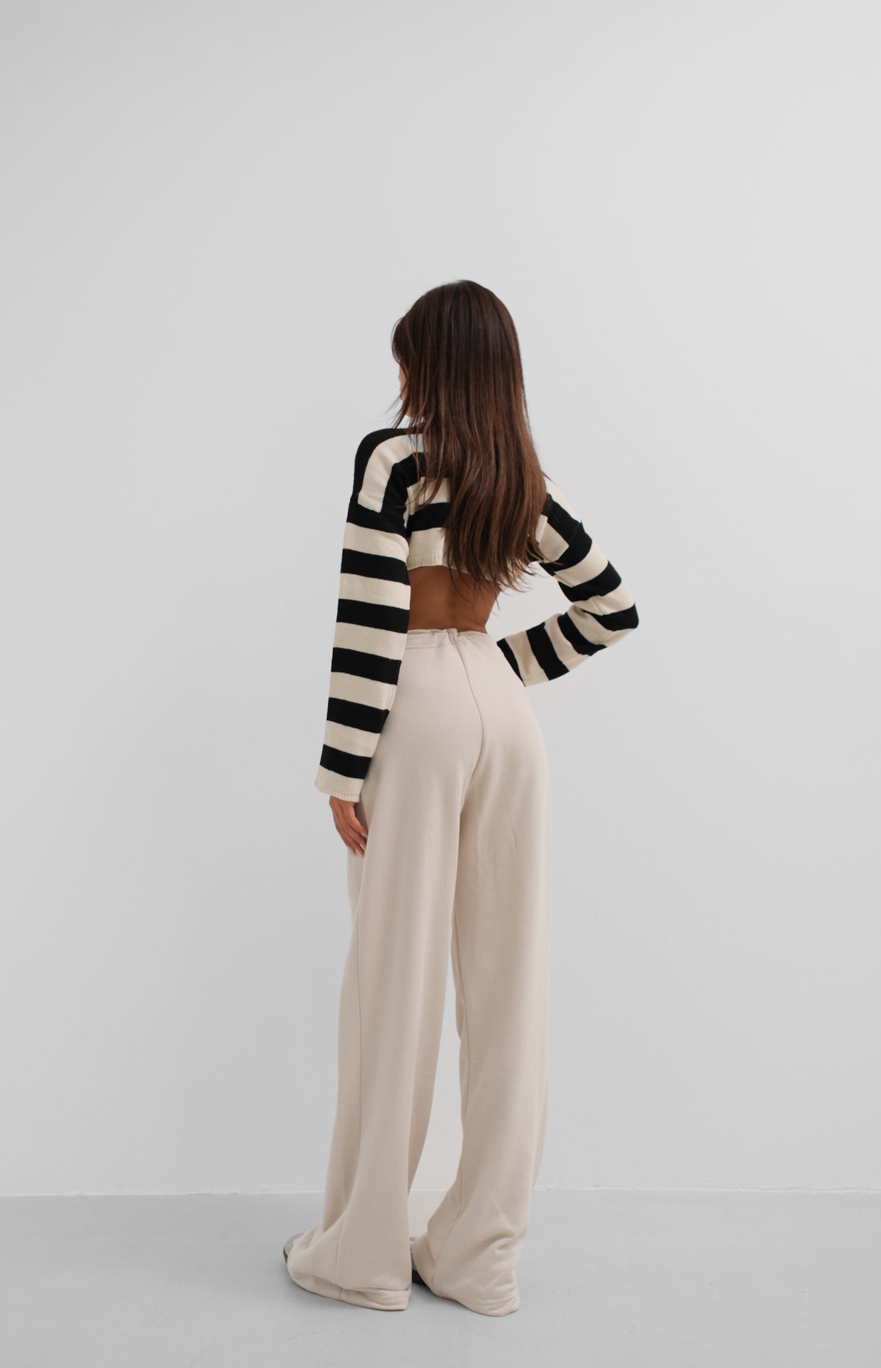 Stitch Detail Wide-Leg Beige Sweatpants