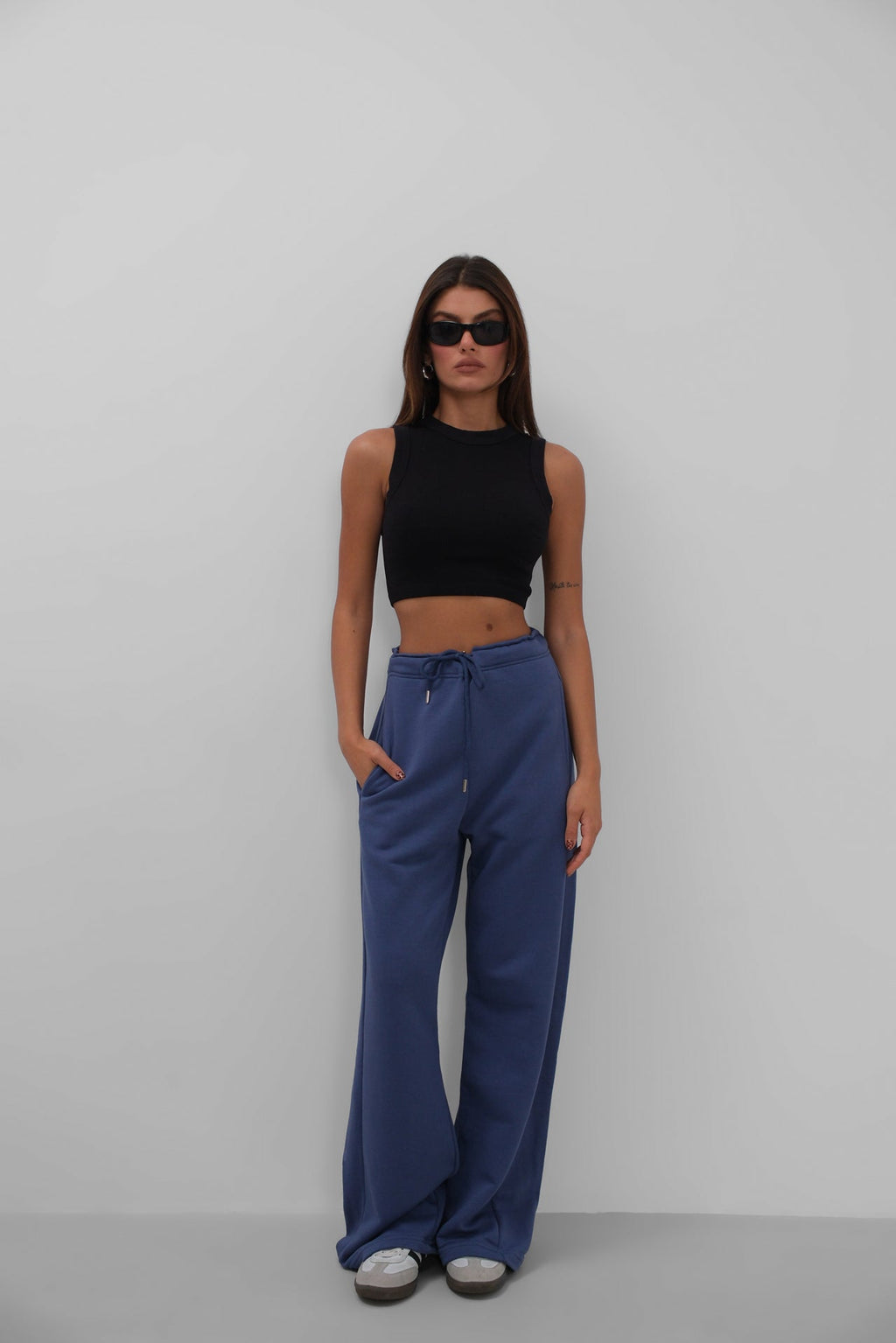 Stitch Detail Wide-Leg Navy Sweatpants