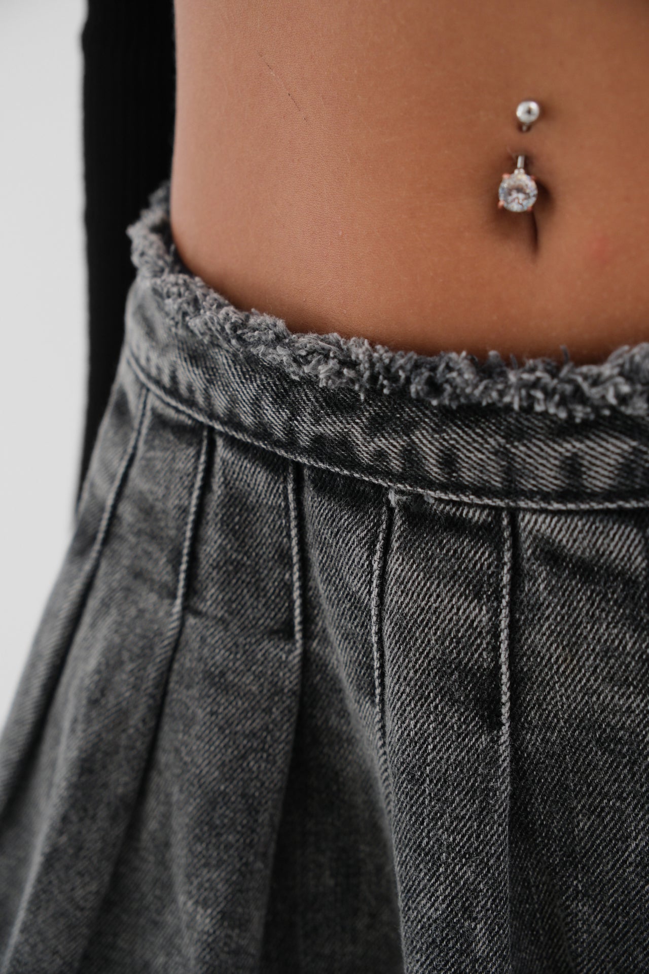 Stitch Detail Black Pleated Denim Skirt