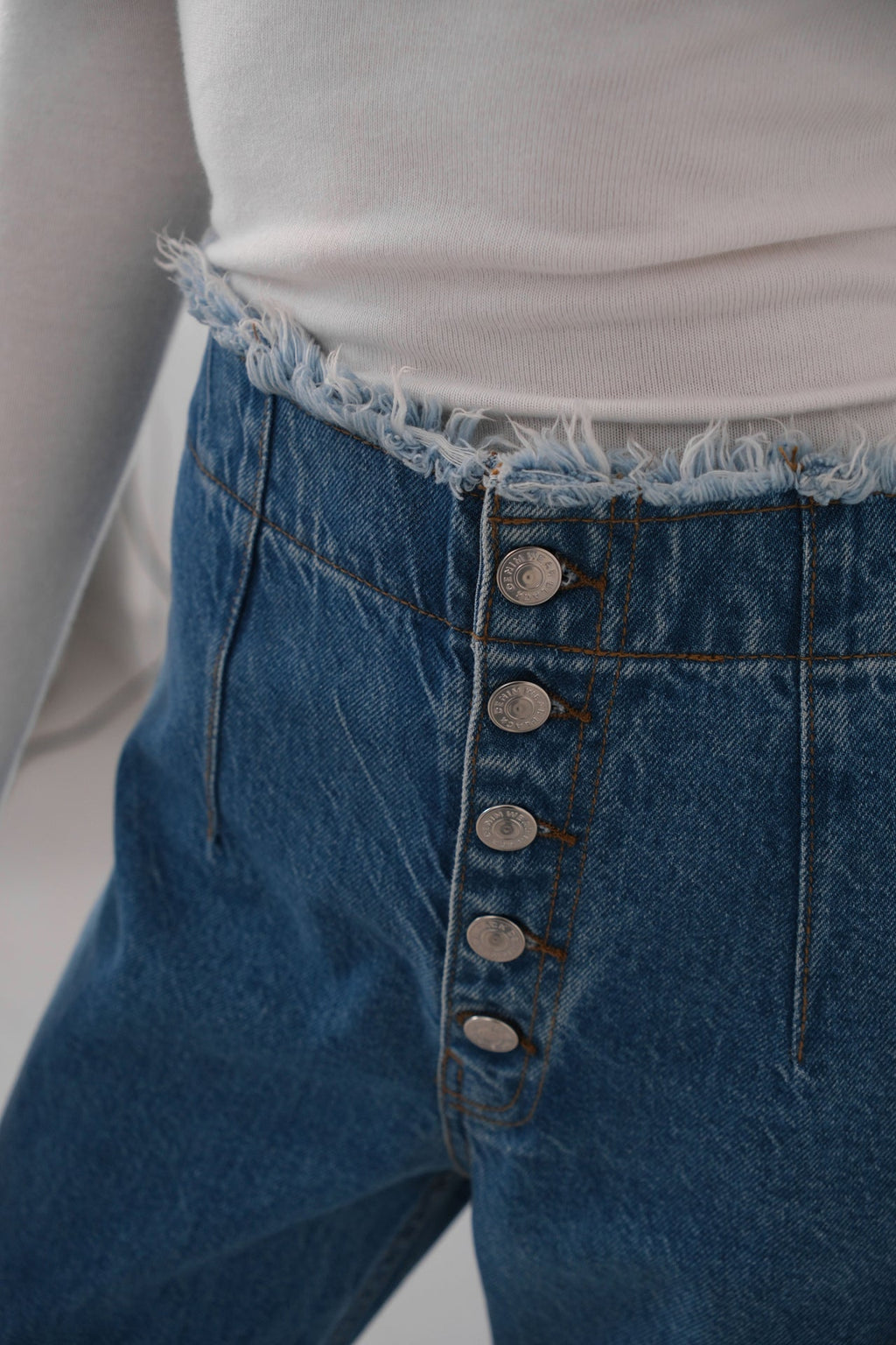 Button Detail Pleated Dark Blue Jeanss