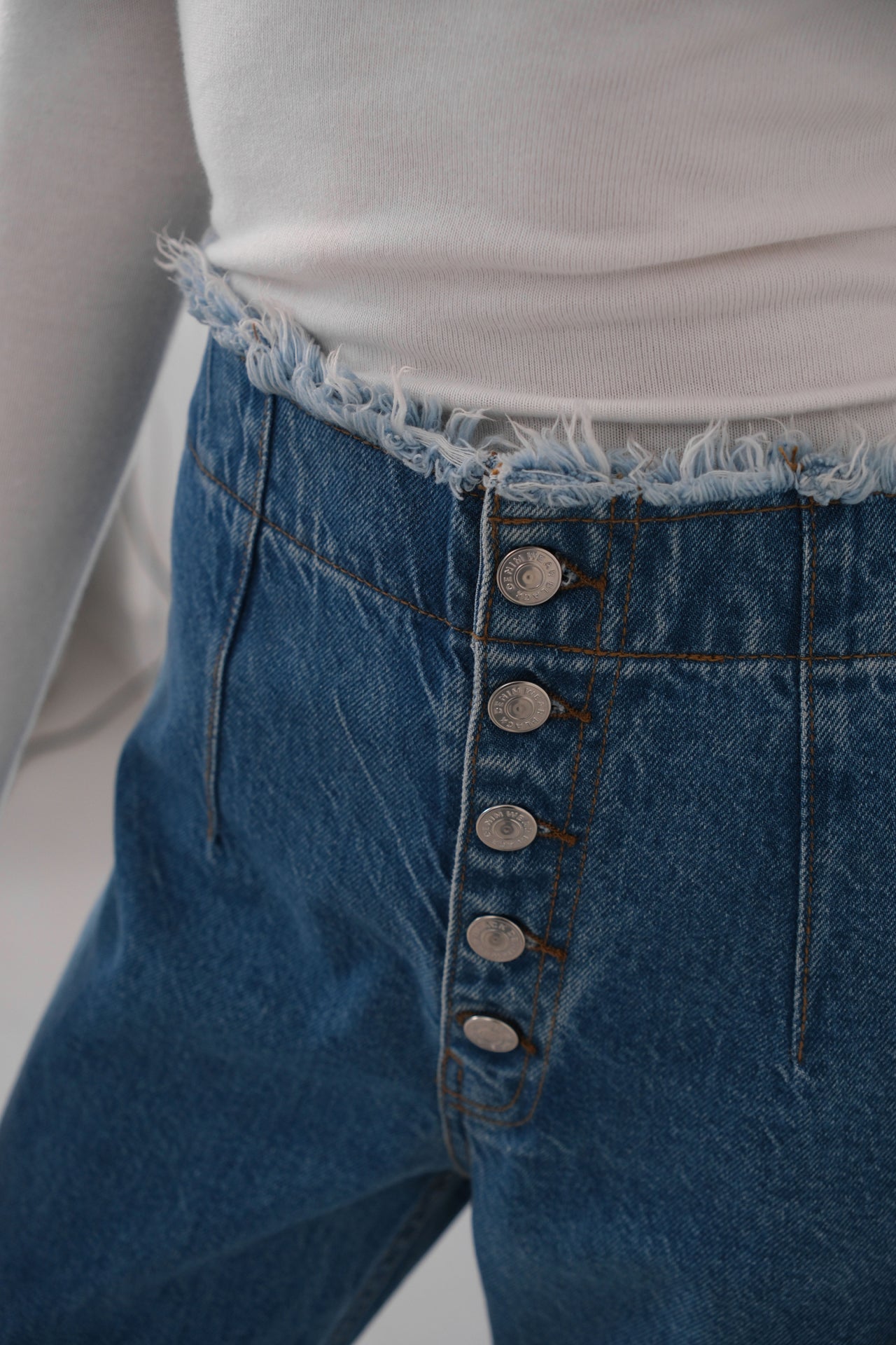 Button Detail Pleated Dark Blue Jeanss