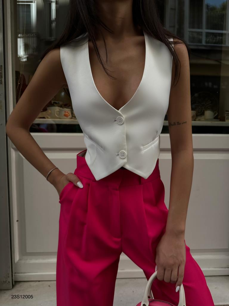 Buttoned Crop Vest