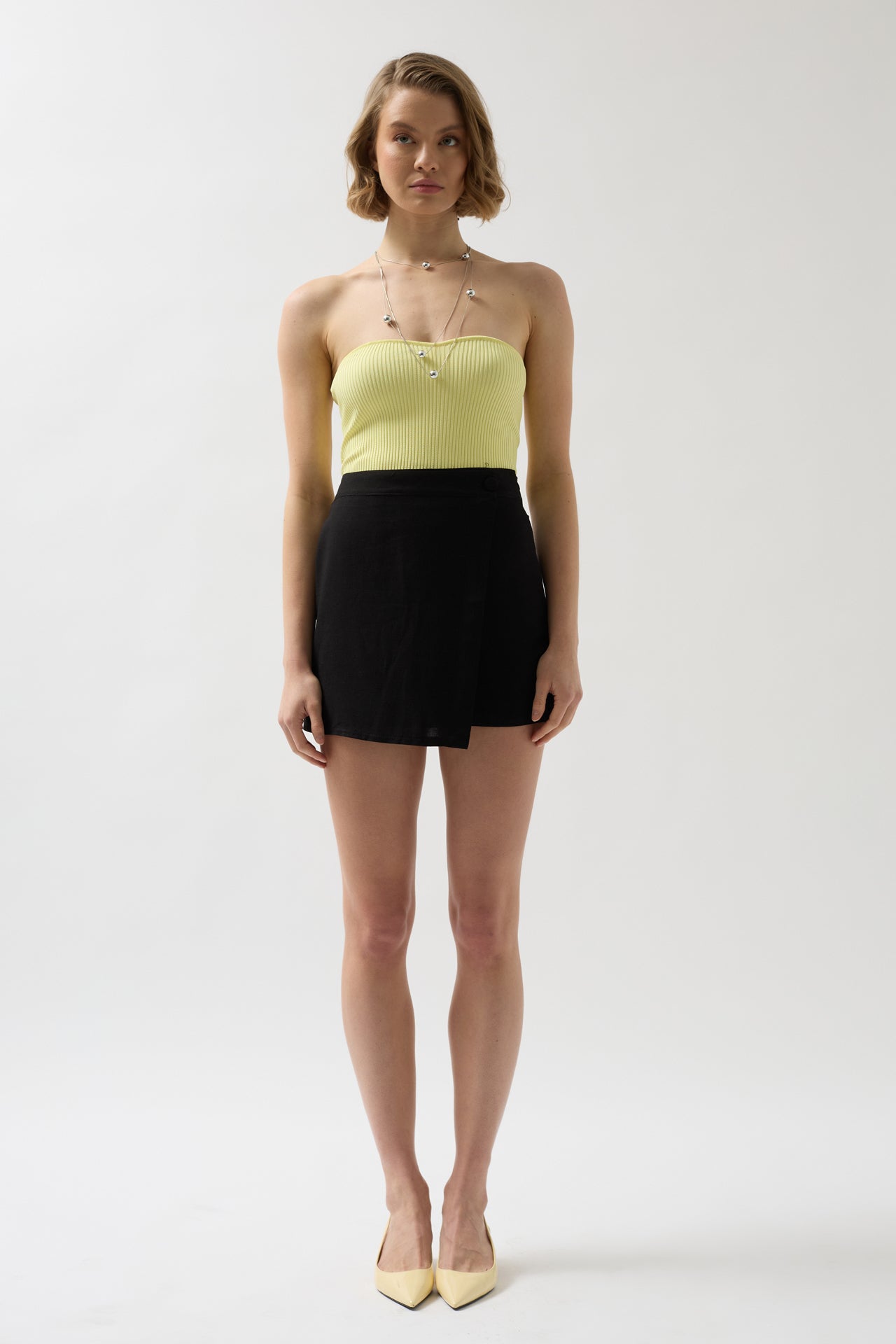 Buttoned Black Linen Skirt