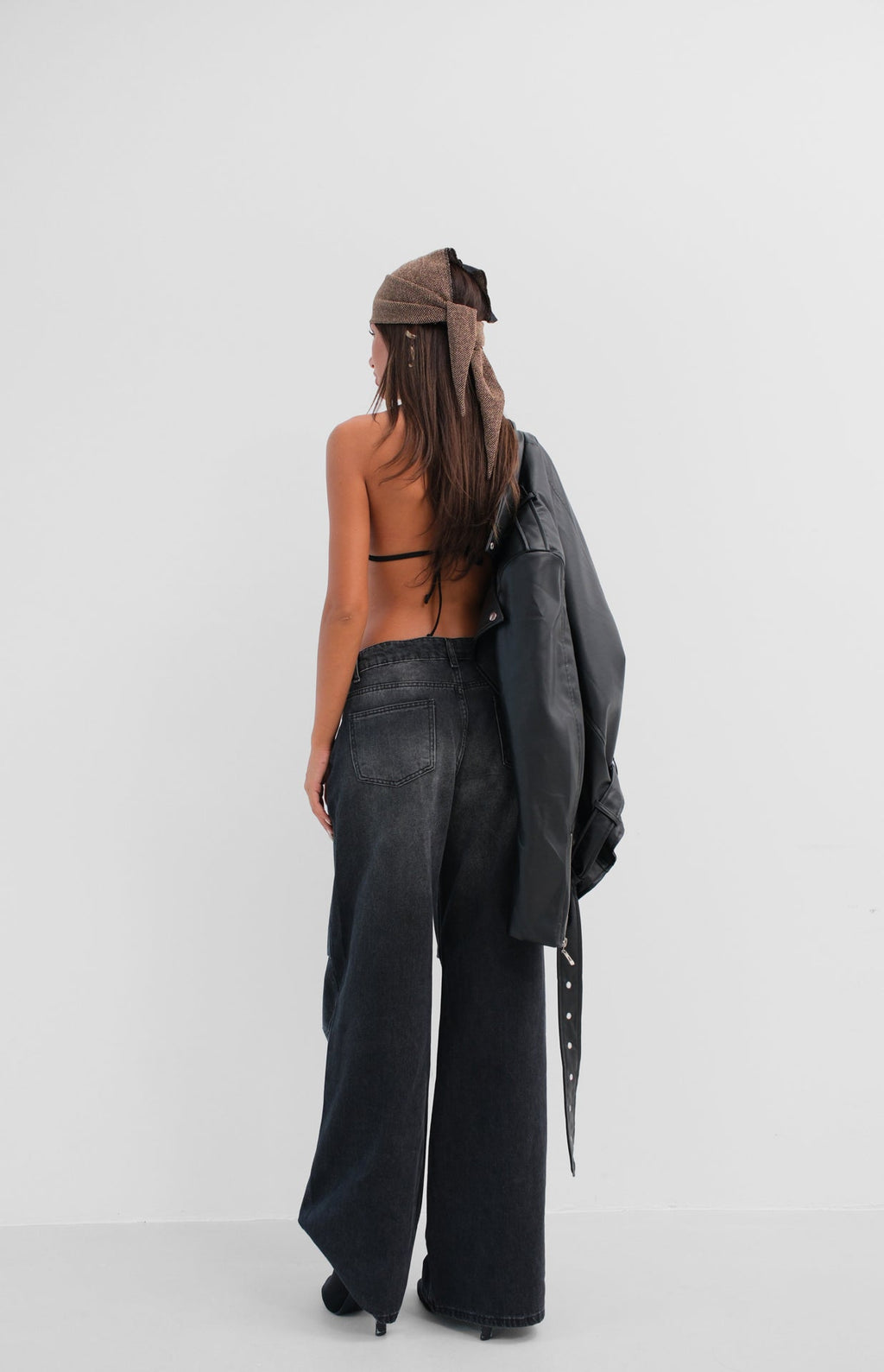 Low Waist Knee Fold Detail Gray Jeans