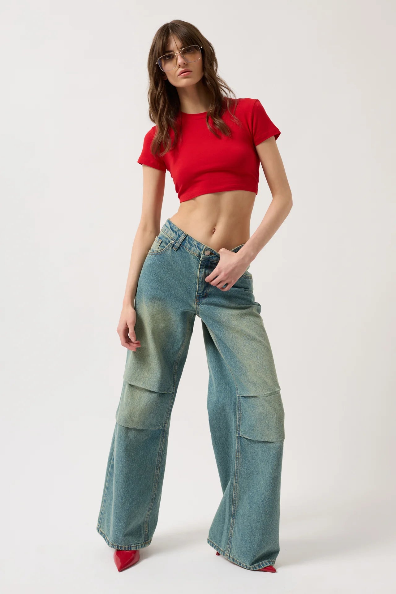 Low Waist Knee Fold Blue Jeans