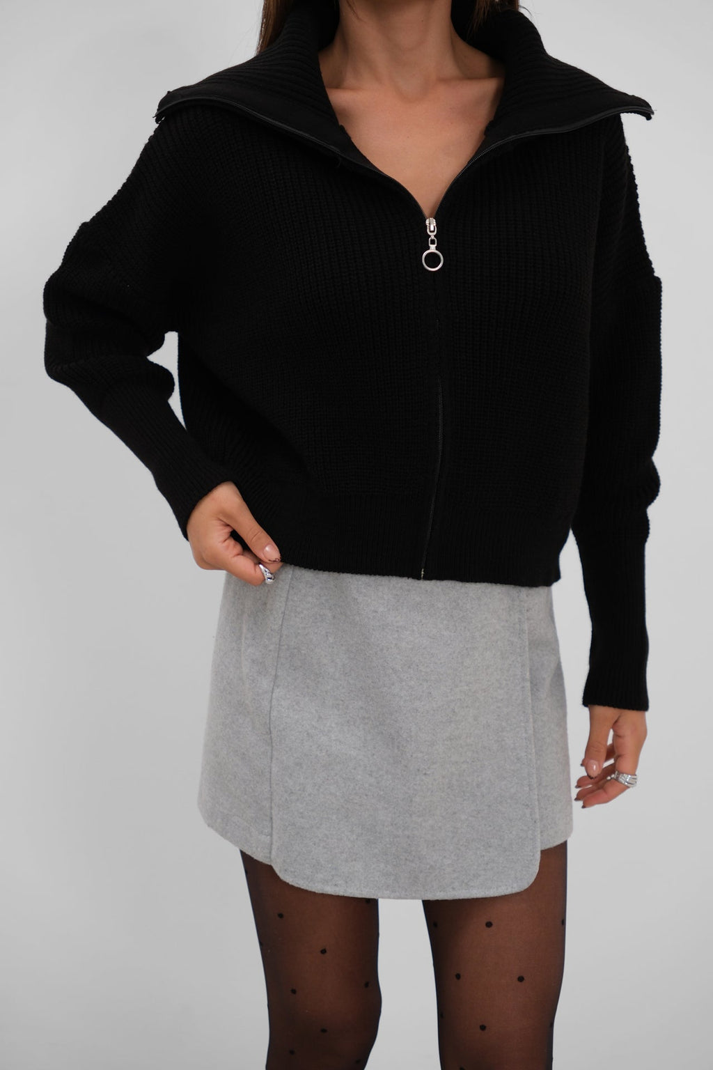 Zip-Up Polo Collar Black Cardigan