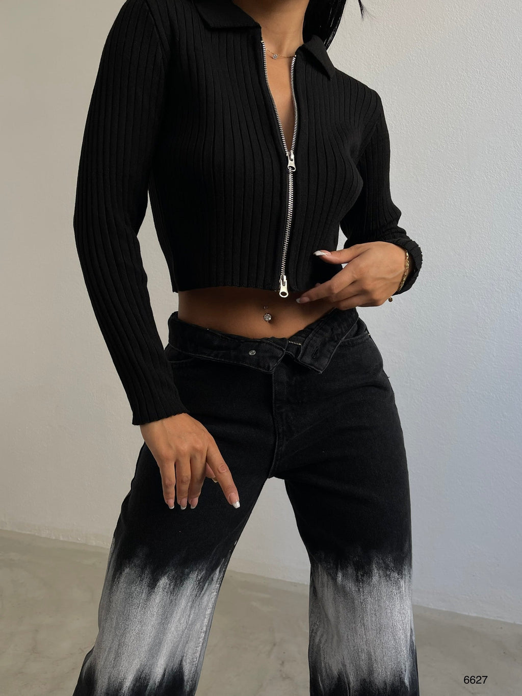 Zippered Polo Neck Black Knitted Sweater