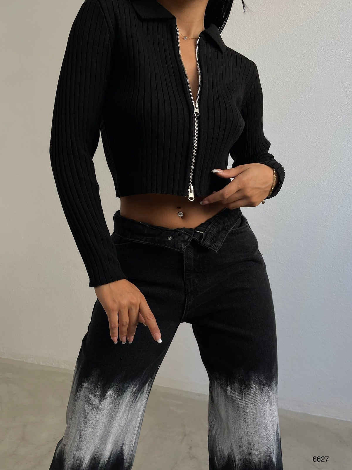 Zippered Polo Neck Black Knitted Sweater
