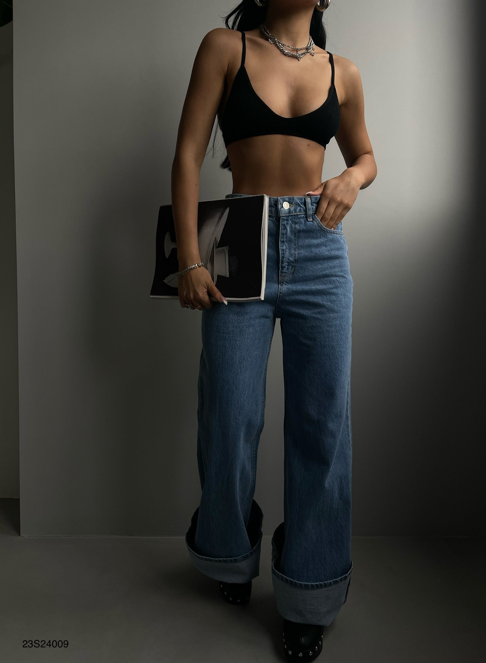 Ribbed Seamless Black Bra
