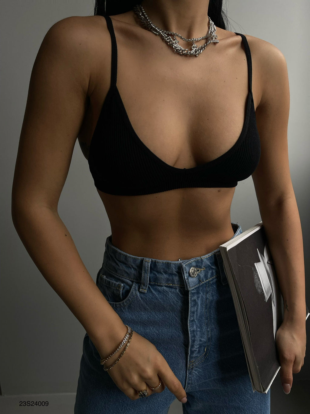 Ribbed Seamless Black Bra