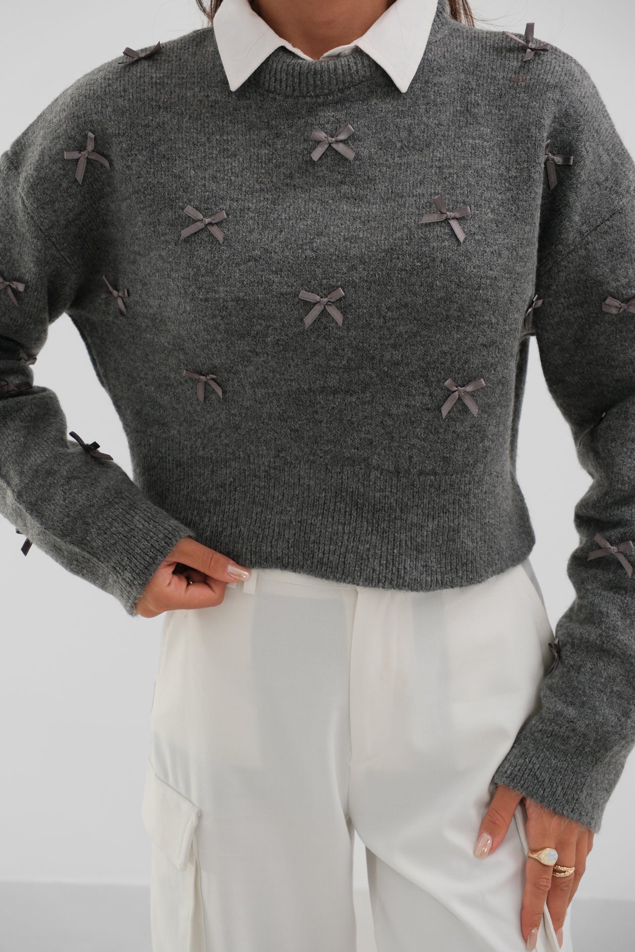 Fiyonk Detailed Gray Knit Sweater