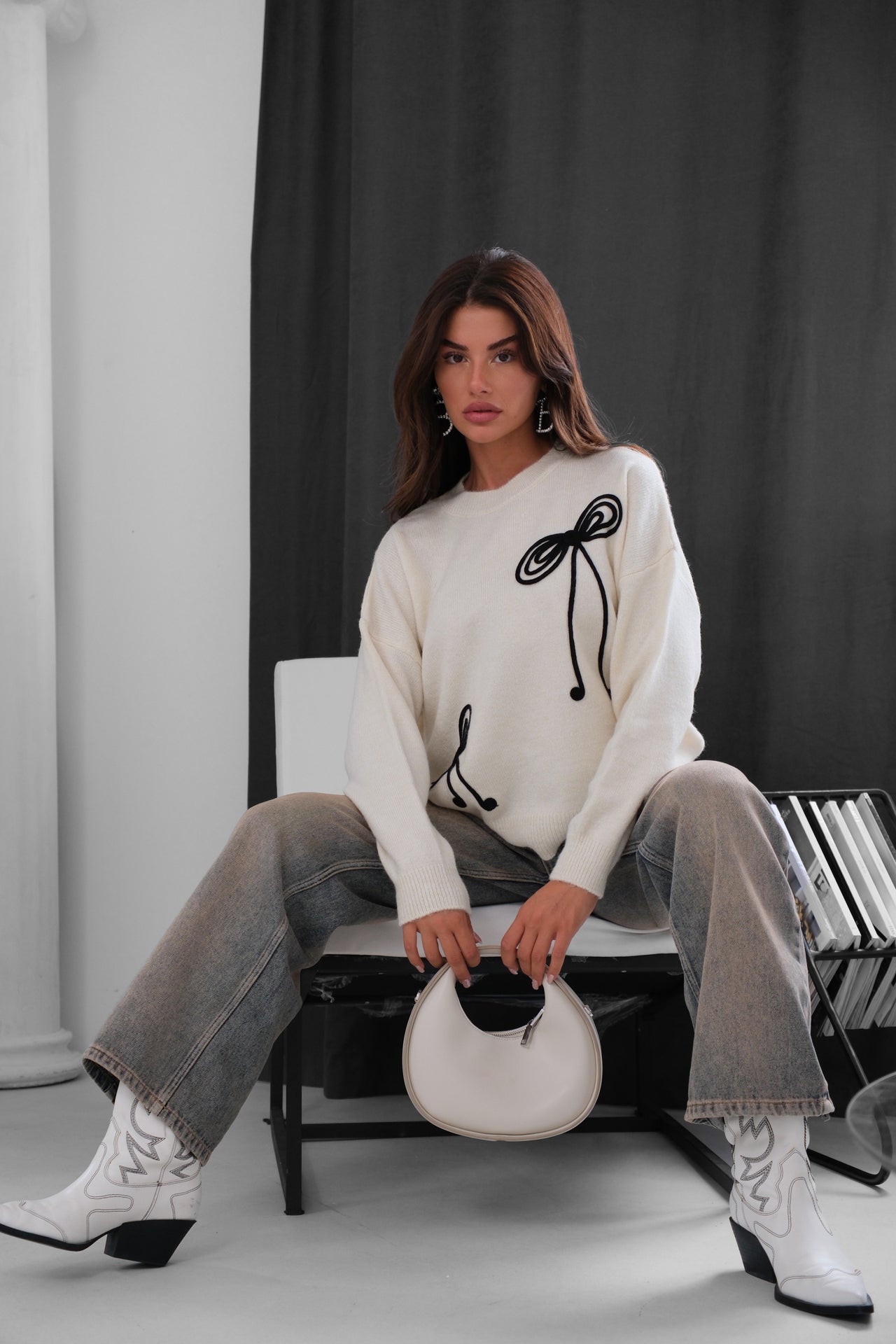 Fiyonk Islemeli Knit Sweater