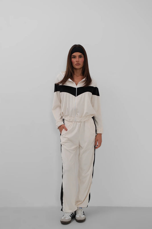 Garnished Zippered Velvet Tracksuit White Set