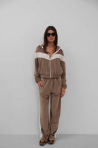 Trim Detail Zippered Andlvet Tracksuit Brown Set