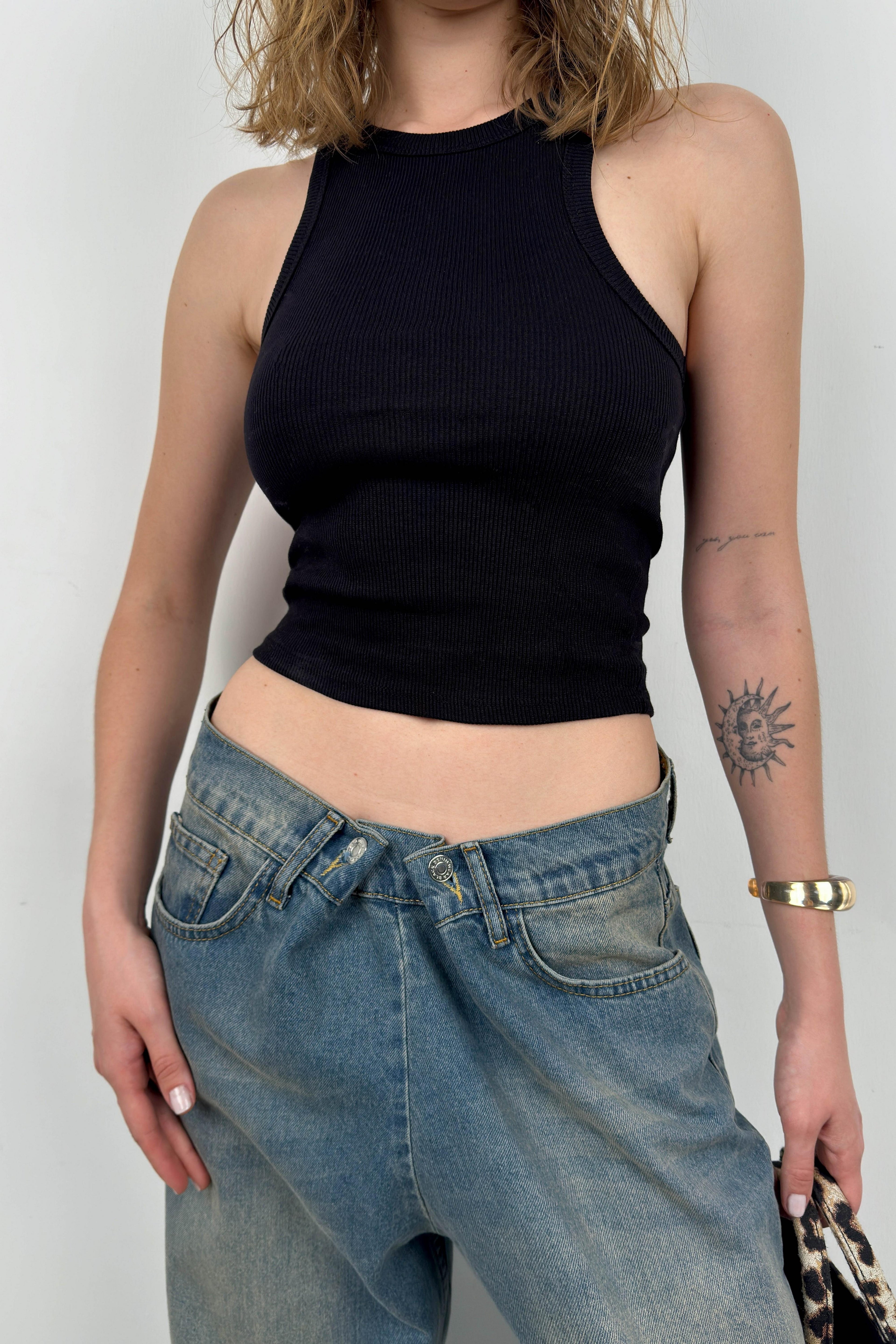 Halter Neck Sleeveless Black Blouse