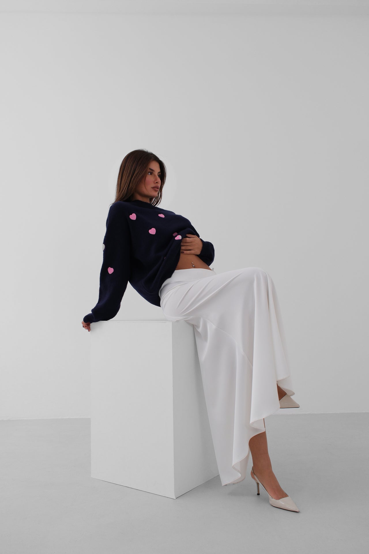 Kalp Detailed Oversize Navy Knit Sweater