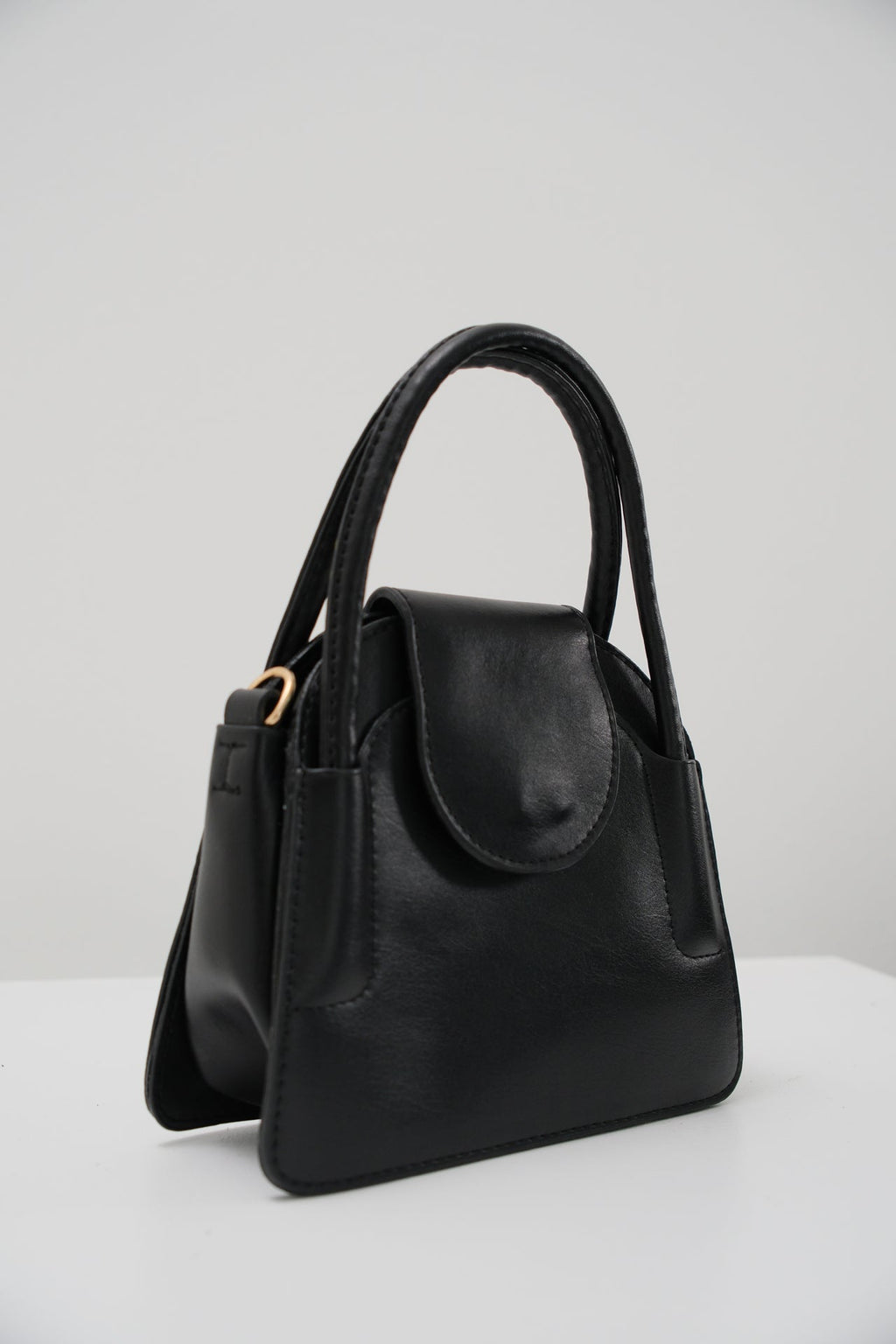 Flap Daily Black Bag