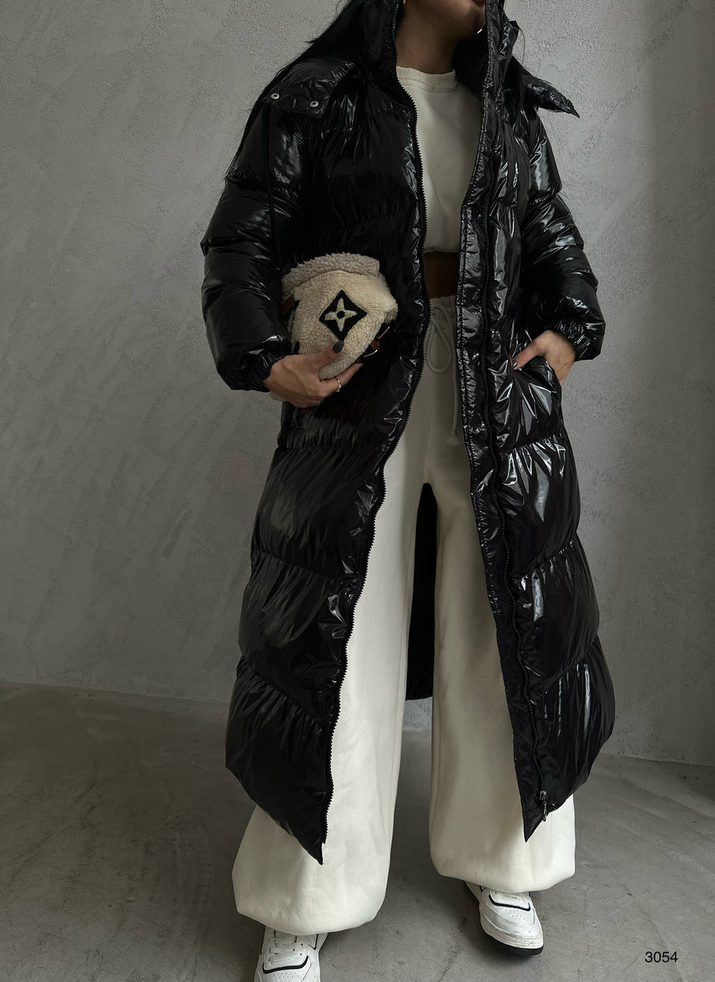 Kapusonlu Black Maxi Sisme Mont