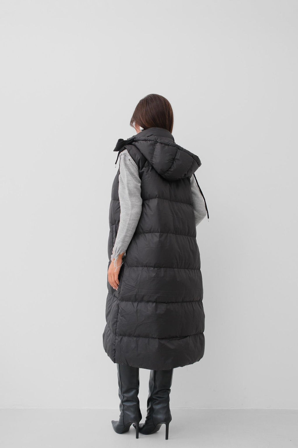Hooded Puffer Black Maxi Vest