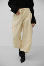 Cargo Pocket Krem Jogger Pants