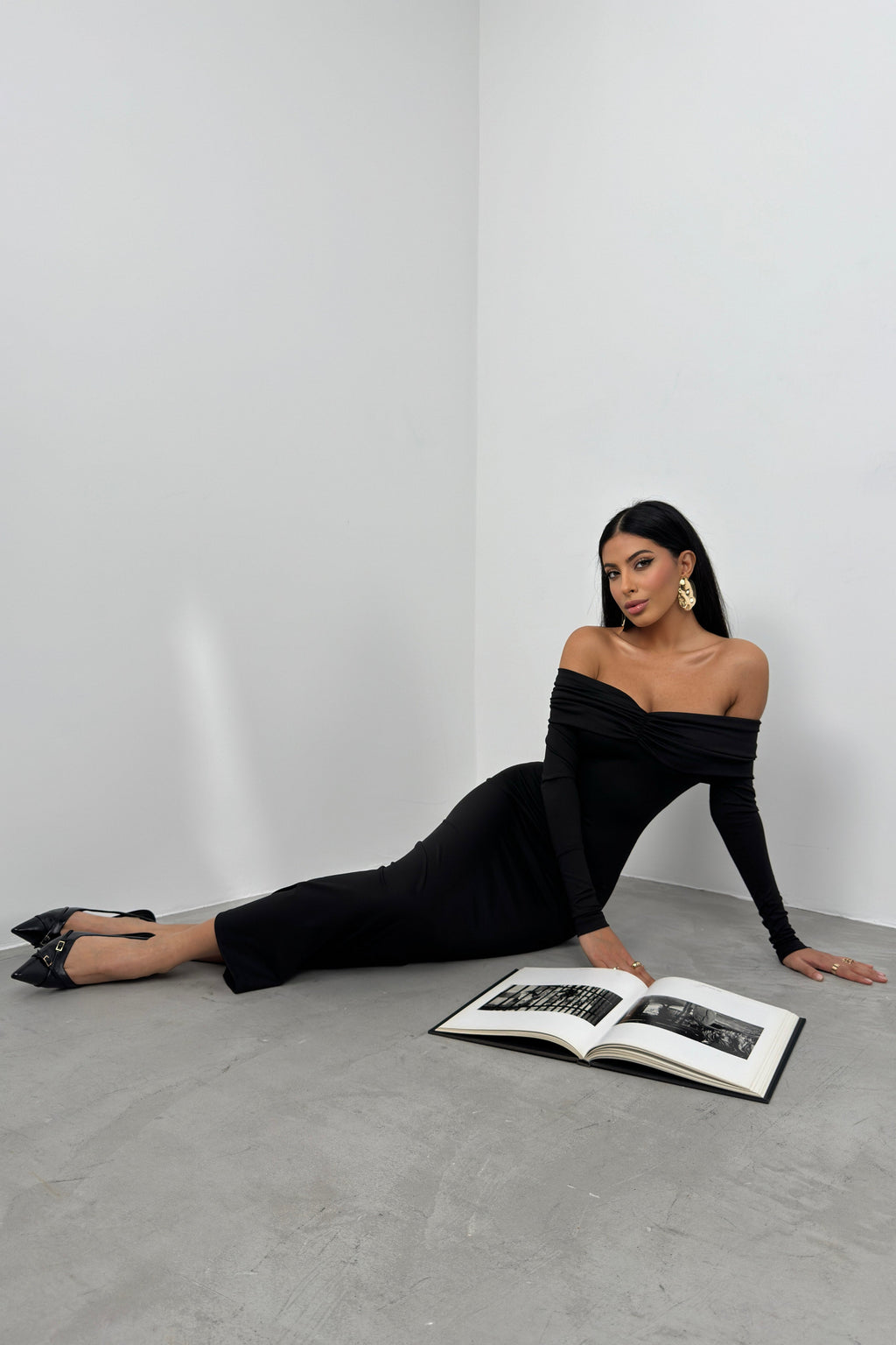 Boat Neck Ruched Detail Black Maxi Dress