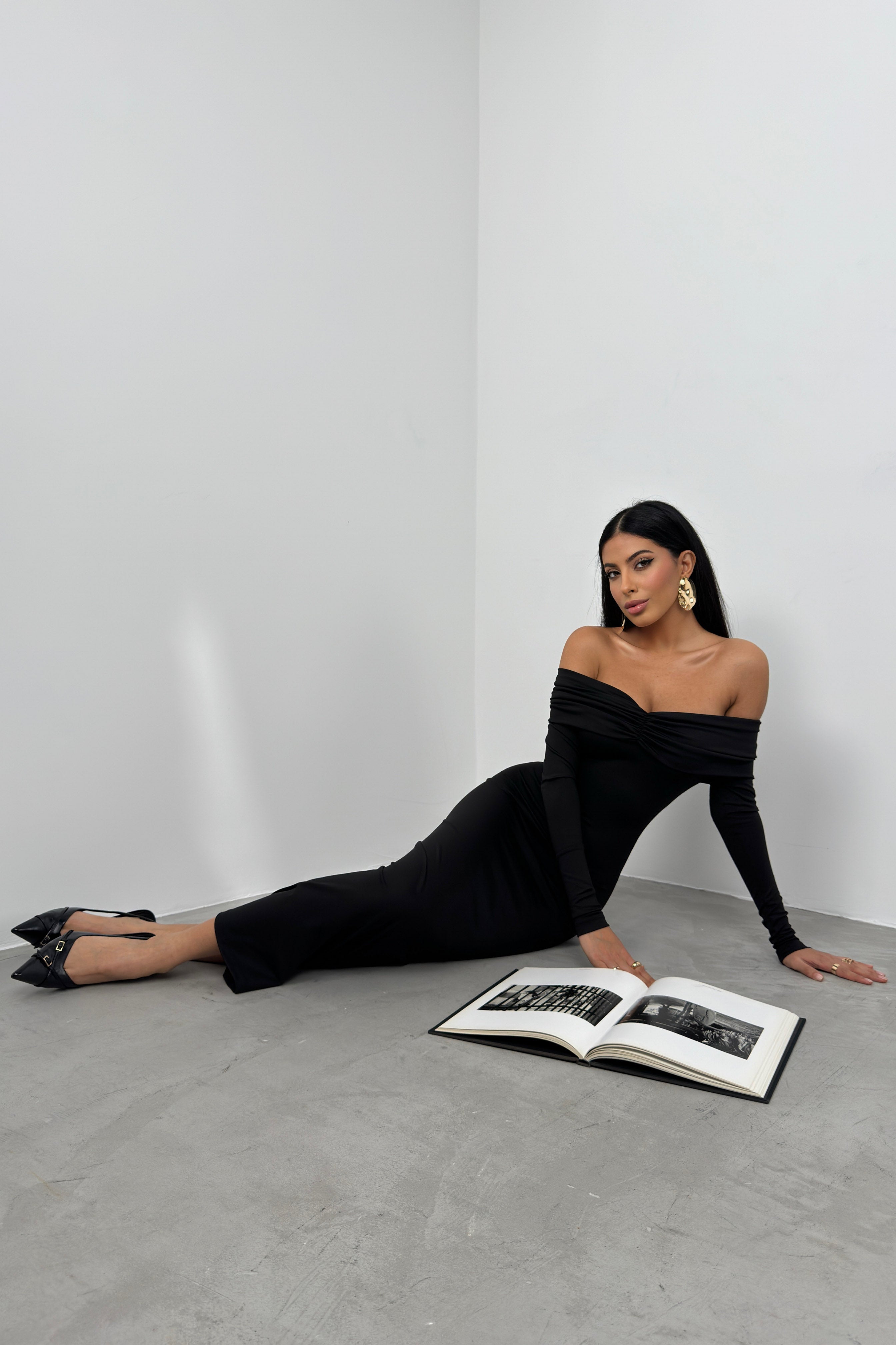 Boat Neck Ruched Detail Black Maxi Dress