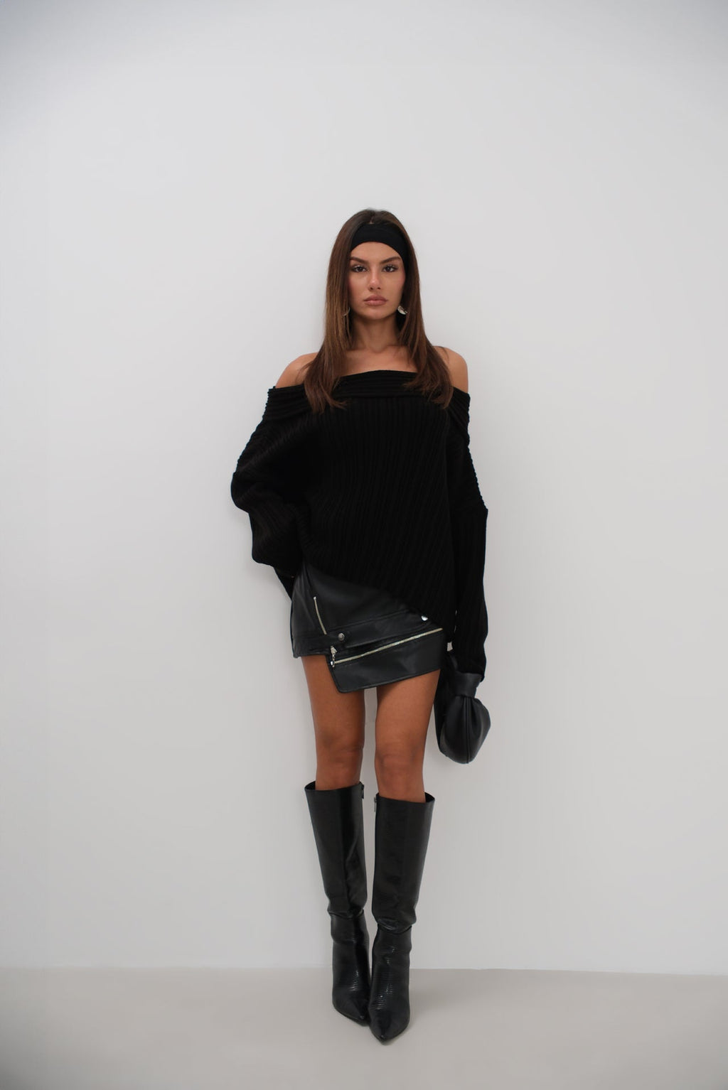Boat Neck Ribbed Knit Black Sweater