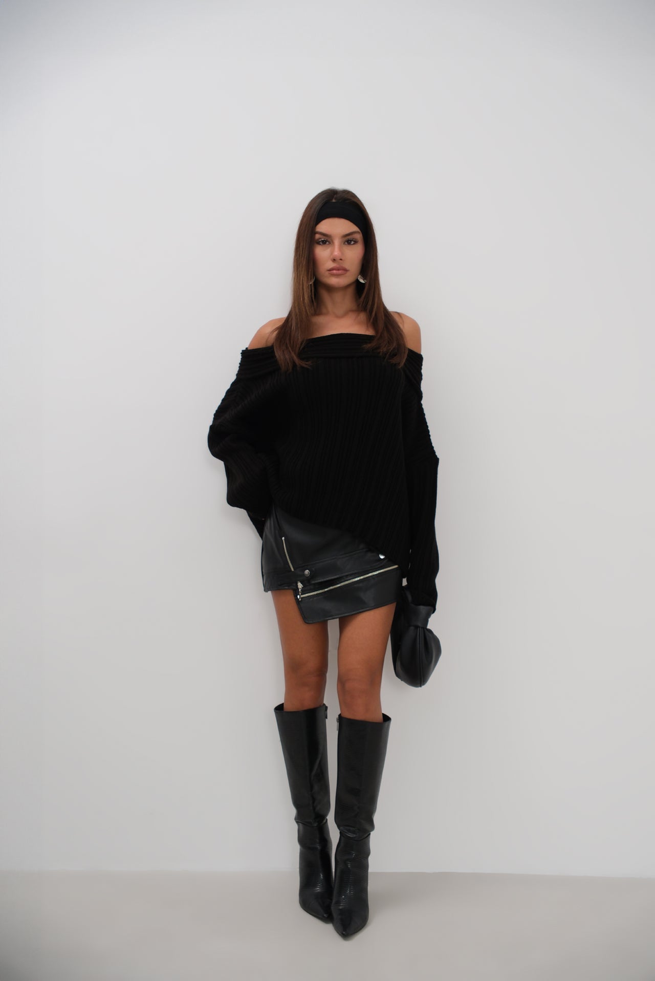 Boat Neck Ribbed Knit Black Sweater
