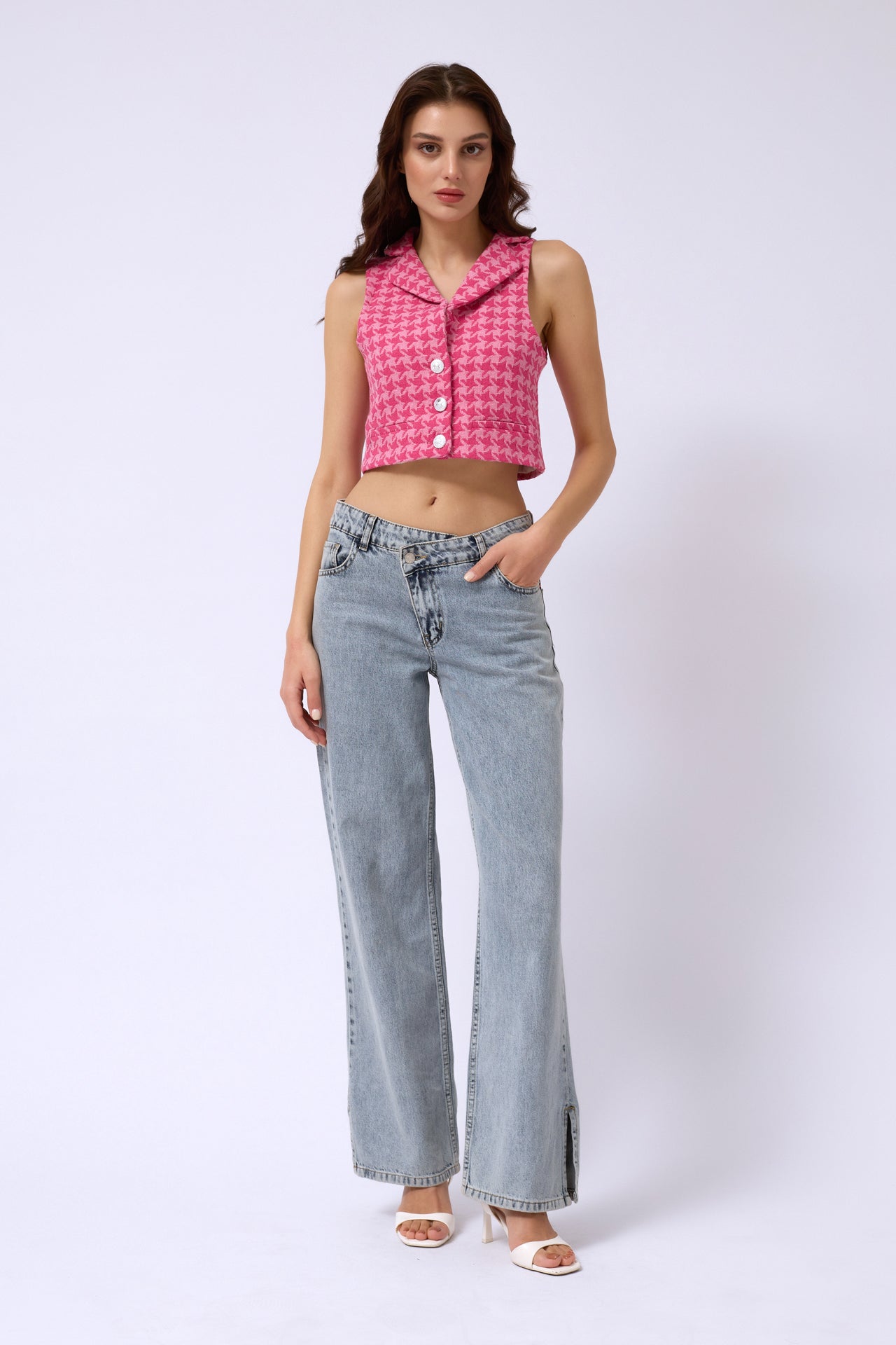 Kazayagi Crop Fuchsia Vest