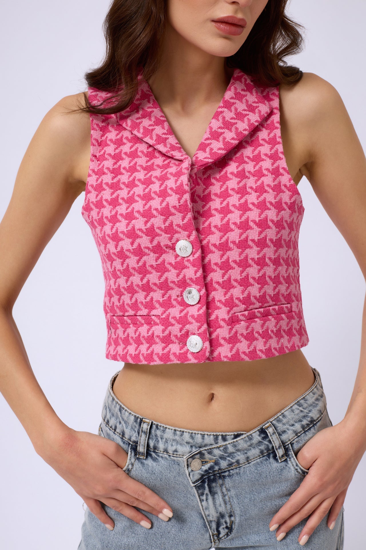 Kazayagi Crop Fuchsia Vest