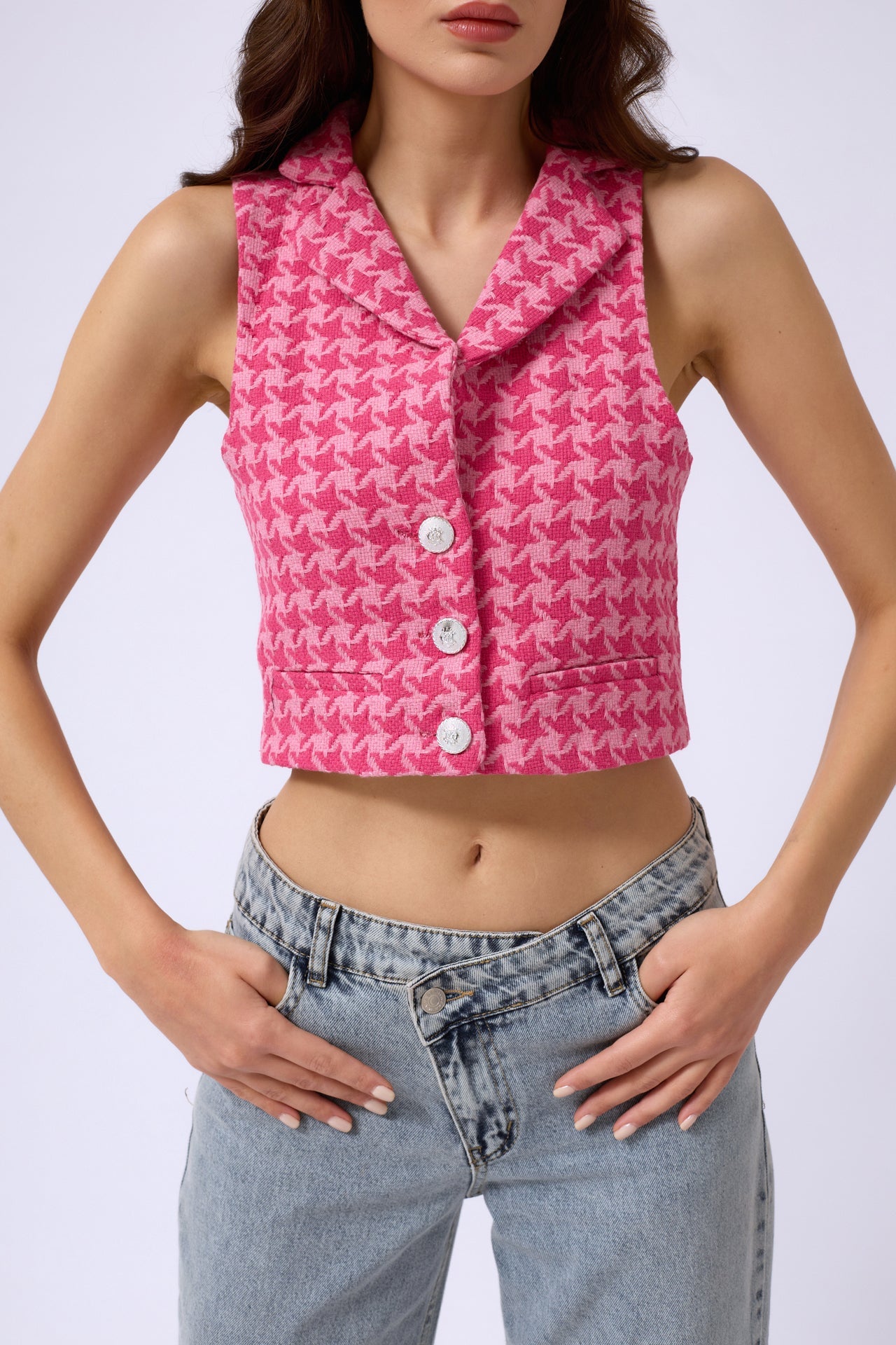Kazayagi Crop Fuchsia Vest