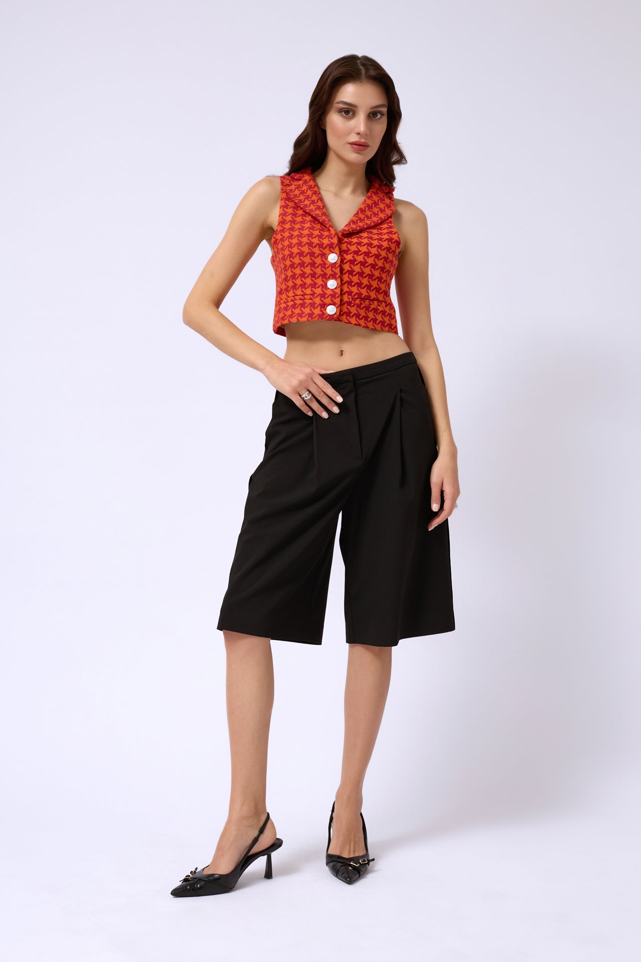 Kazayagi Orange Crop Vest