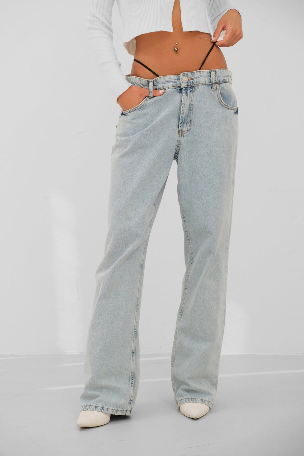Elastic Detay Light Blue Low Waist Jeans