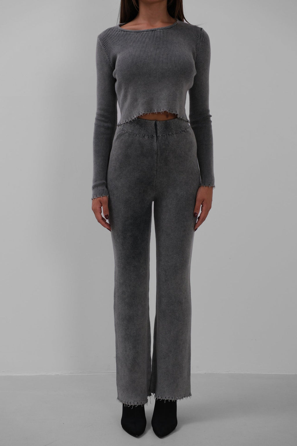 Laser Detail Washed Knit Gray Set