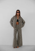 Leopardd Patterned Wide Leg Jeans