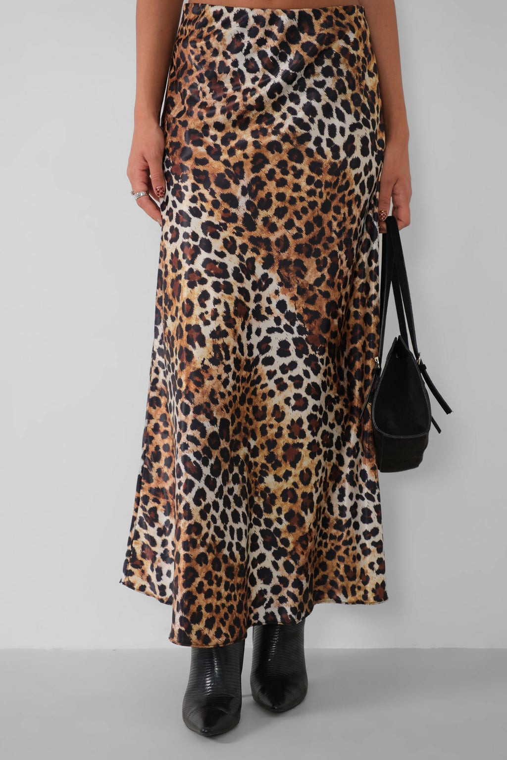 Leopardd Patterned Maxi Skirt