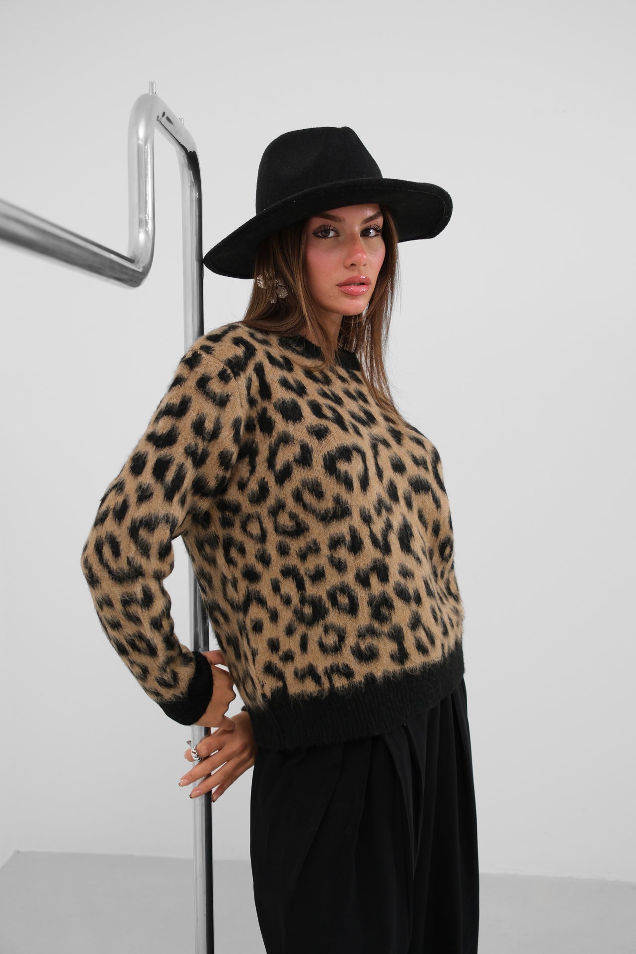 Leopar Patterned Oversize Sweater