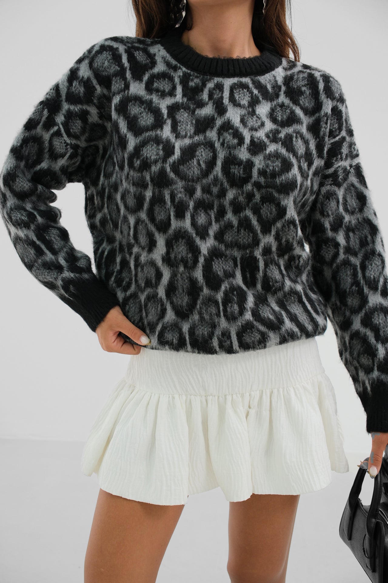 Leopar Patterned Black Sakalli Knit Sweater