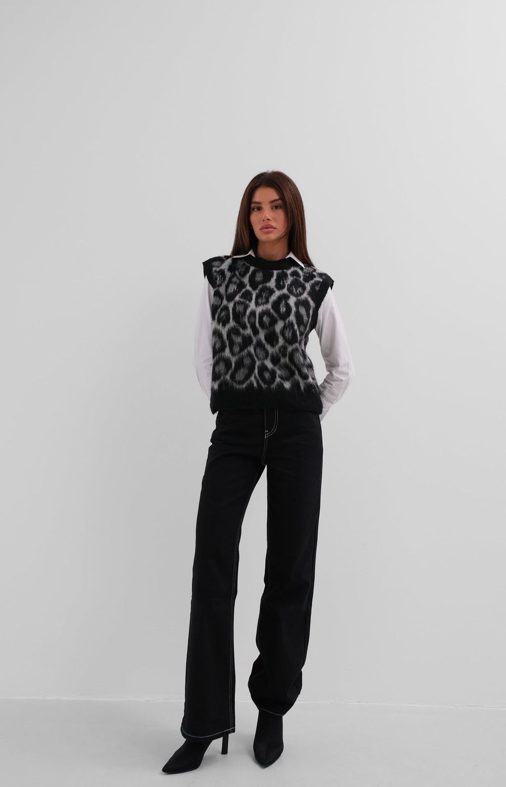 Leopar Patterned Black Sakalli Knit Suveter